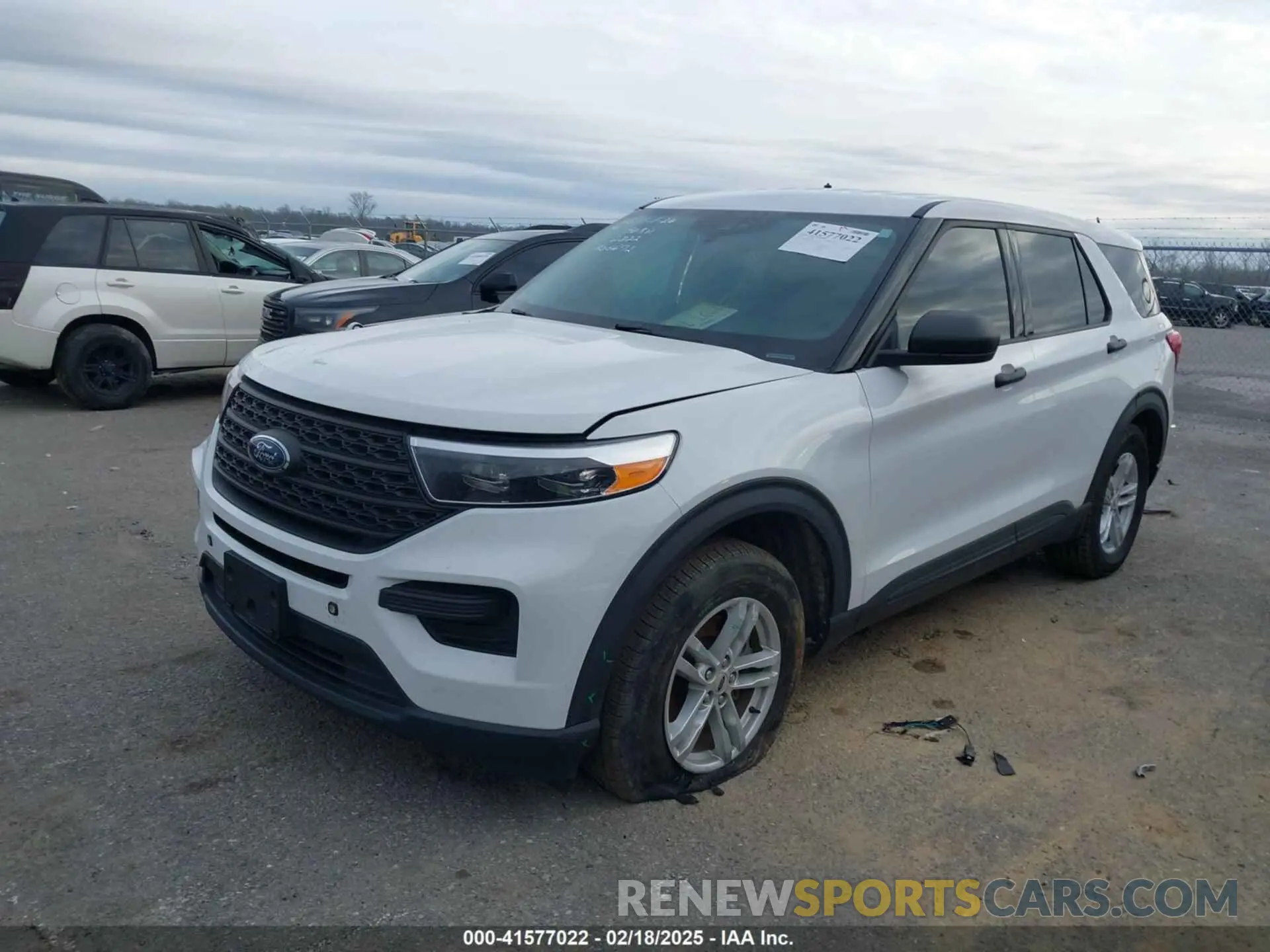2 Фотография поврежденного автомобиля 1FMSK8BB8NGA06672 FORD EXPLORER 2022