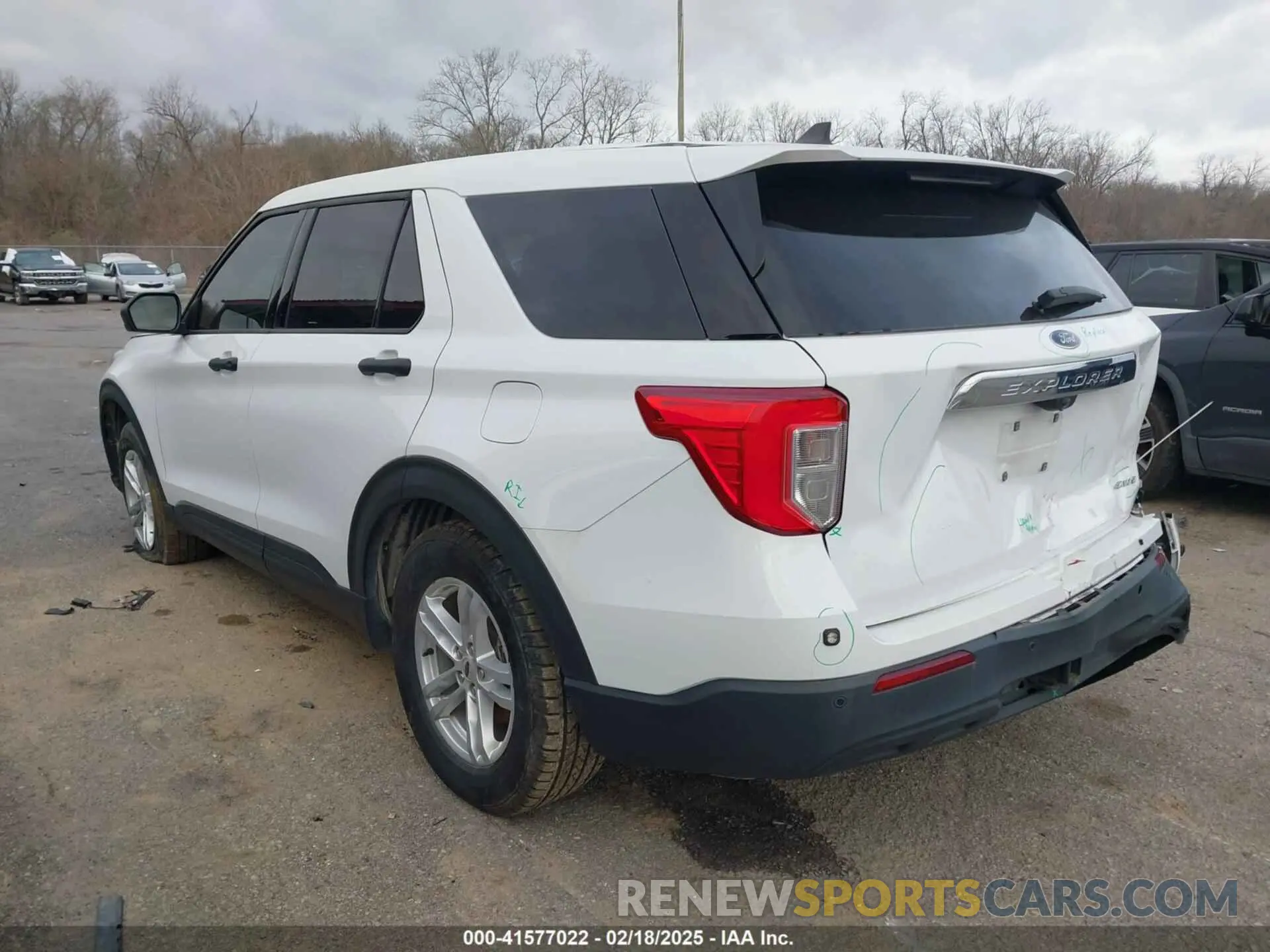 3 Фотография поврежденного автомобиля 1FMSK8BB8NGA06672 FORD EXPLORER 2022