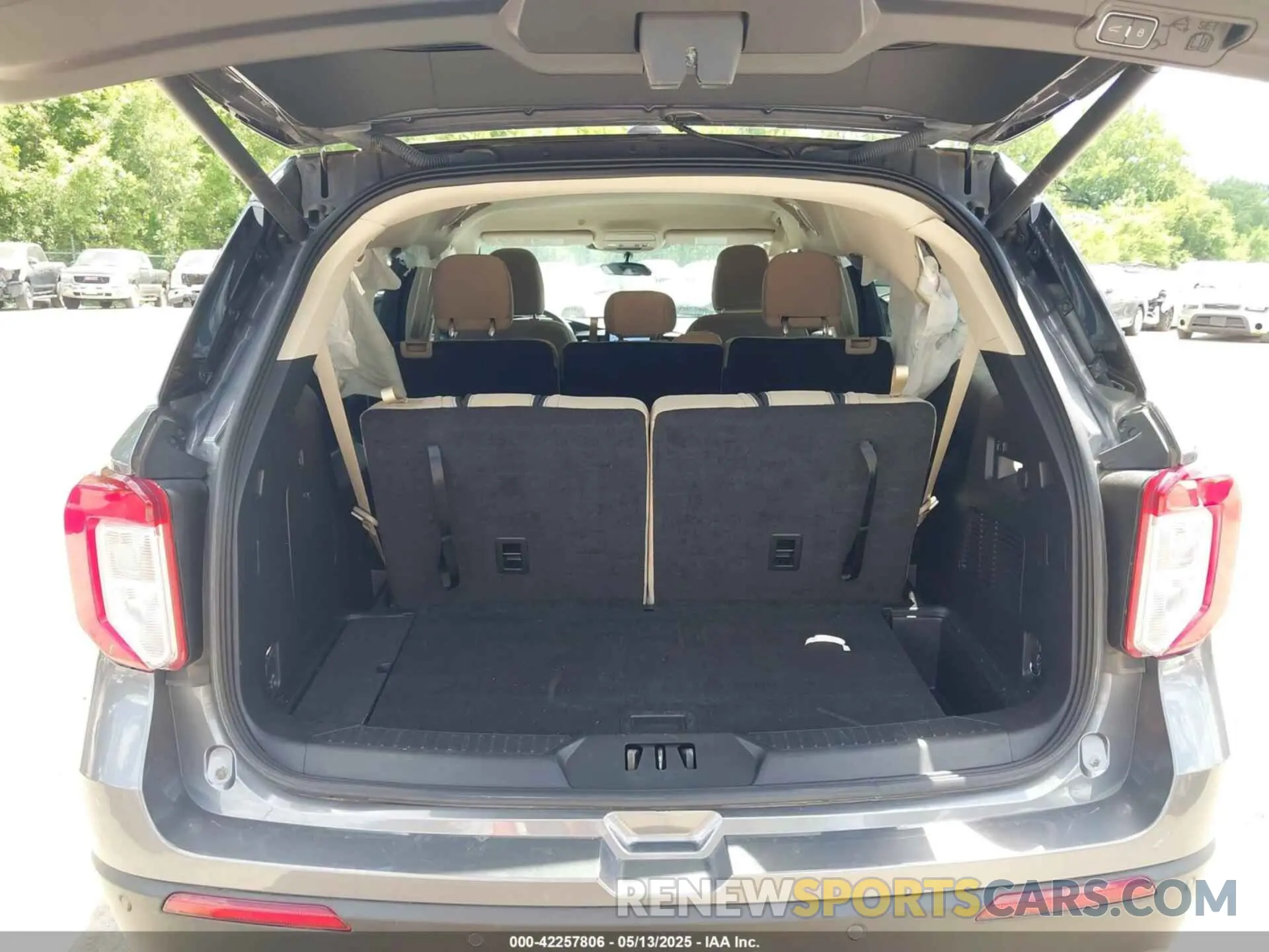 17 Фотография поврежденного автомобиля 1FMSK8BH2NGA59887 FORD EXPLORER 2022
