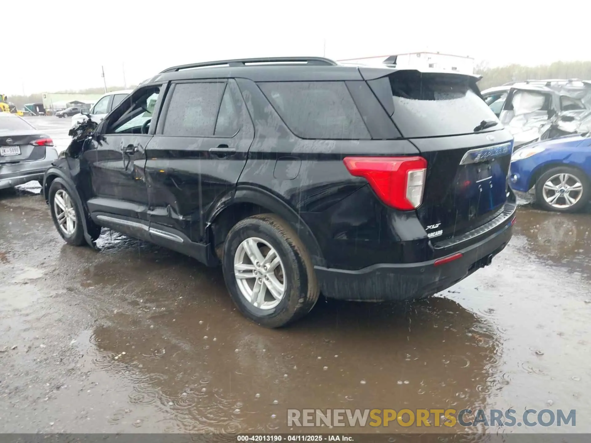 3 Фотография поврежденного автомобиля 1FMSK8DH0NGA75888 FORD EXPLORER 2022