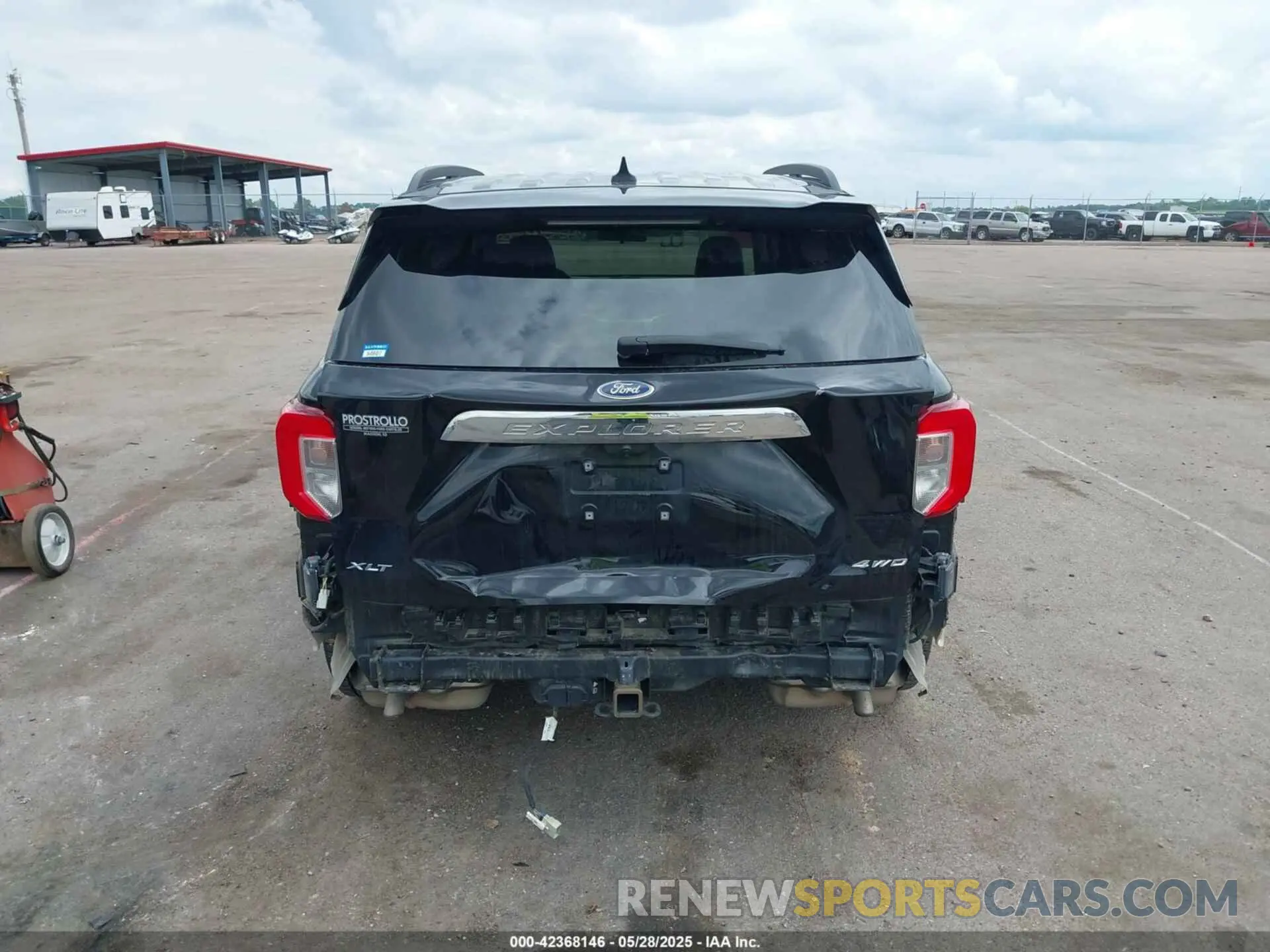 17 Photograph of a damaged car 1FMSK8DH0NGB22403 FORD EXPLORER 2022