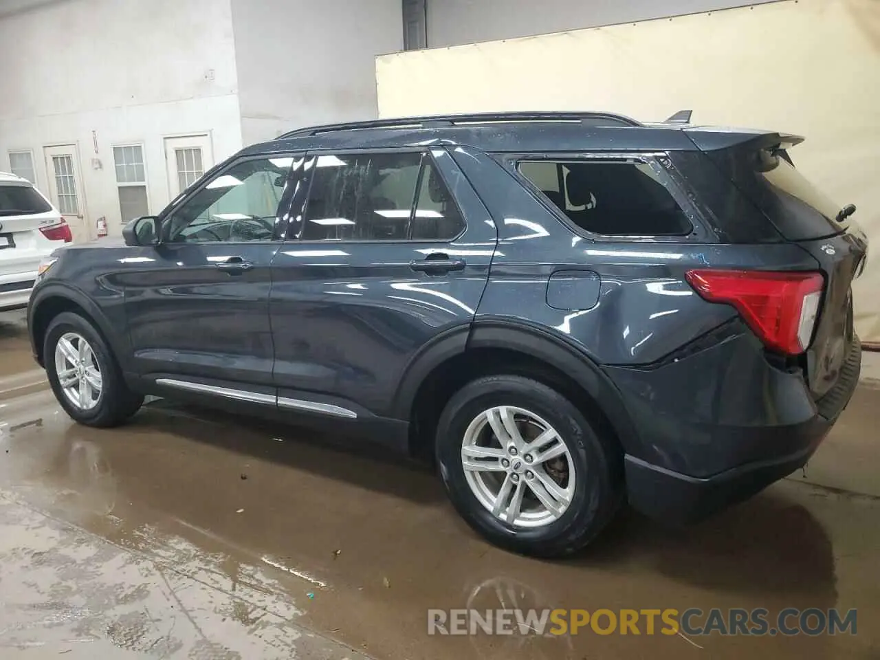 2 Photograph of a damaged car 1FMSK8DH0NGC27300 FORD EXPLORER 2022