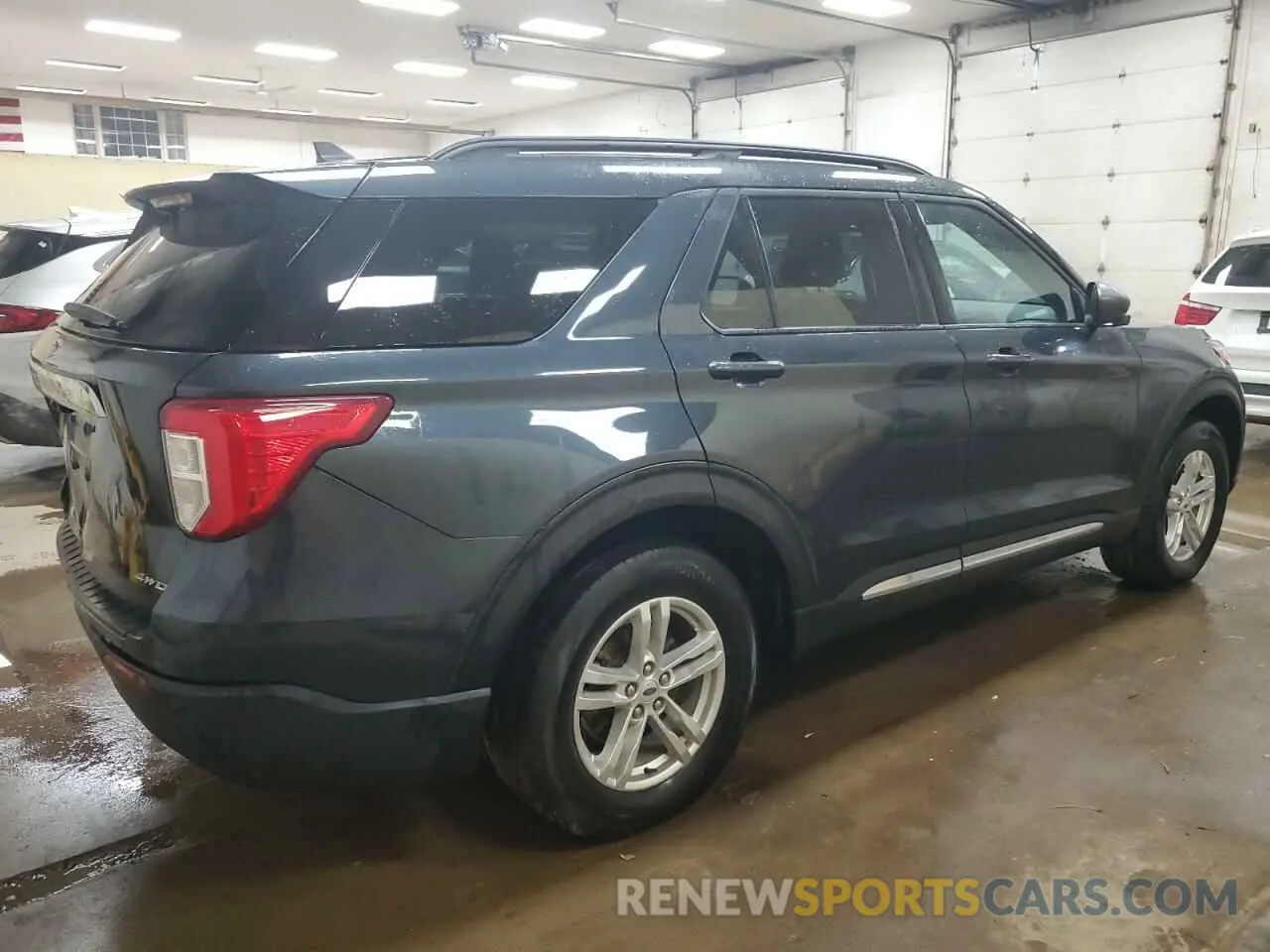 3 Photograph of a damaged car 1FMSK8DH0NGC27300 FORD EXPLORER 2022