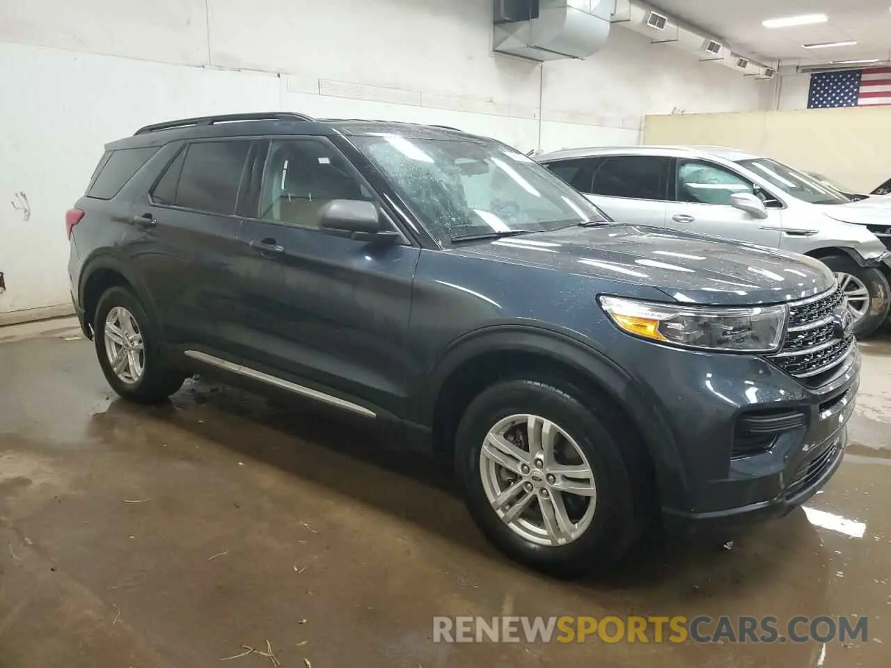 4 Photograph of a damaged car 1FMSK8DH0NGC27300 FORD EXPLORER 2022