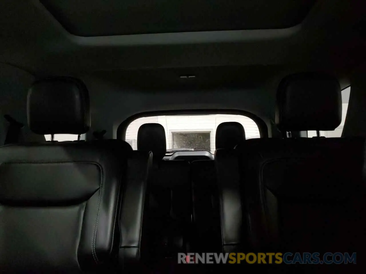 10 Фотография поврежденного автомобиля 1FMSK8DH1NGA21225 FORD EXPLORER 2022