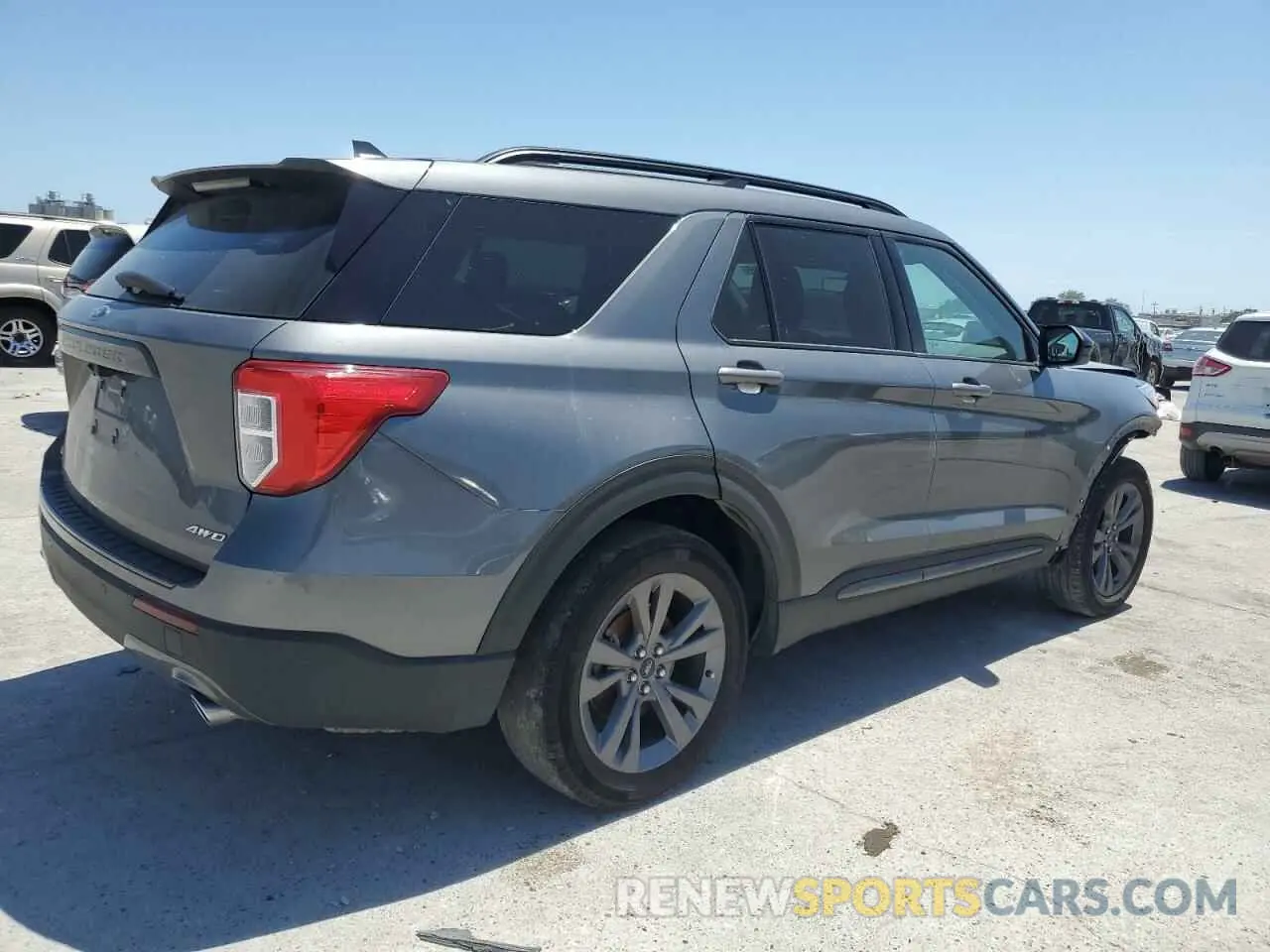 3 Photograph of a damaged car 1FMSK8DH1NGB36469 FORD EXPLORER 2022