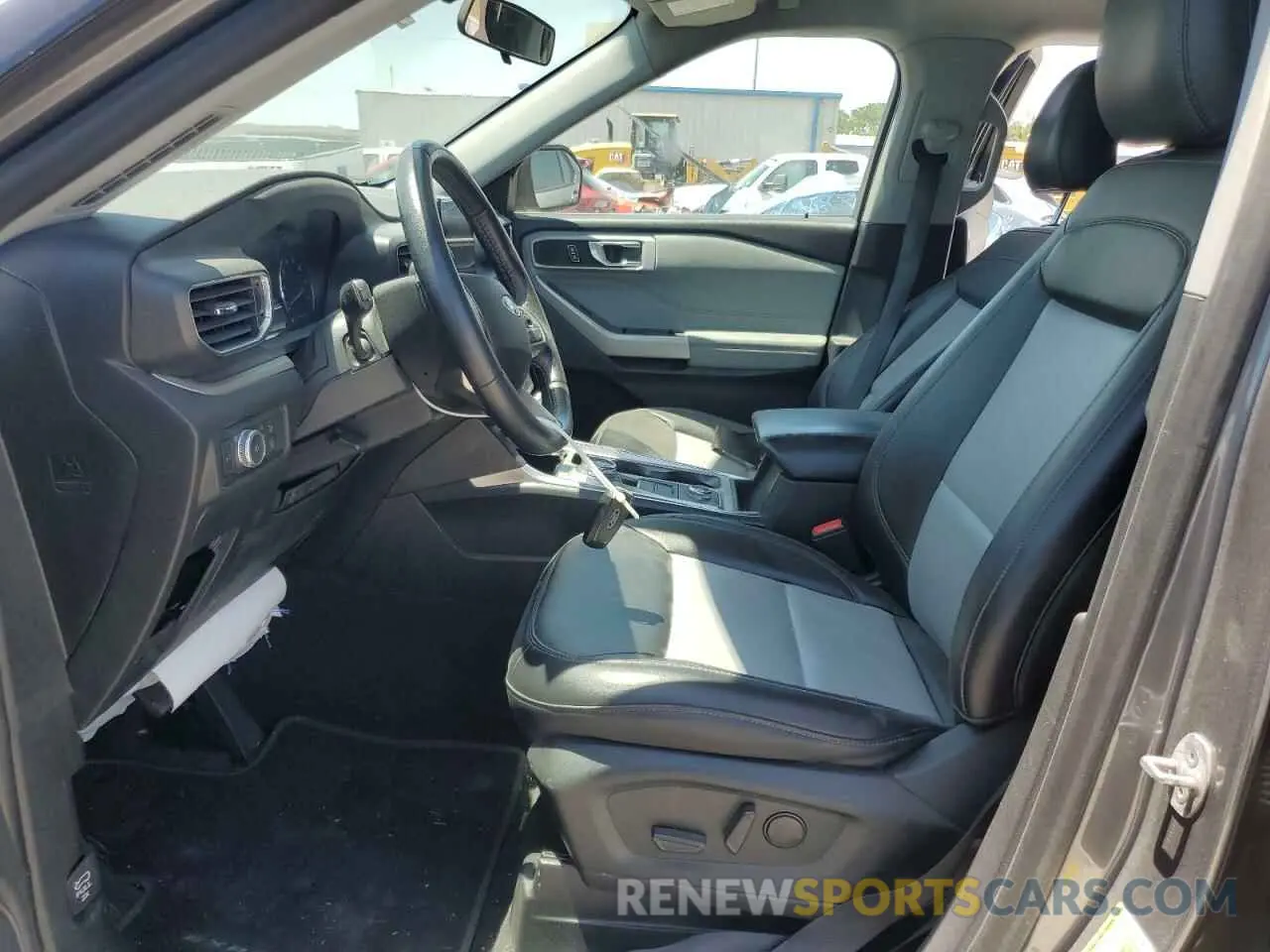 7 Photograph of a damaged car 1FMSK8DH1NGB36469 FORD EXPLORER 2022