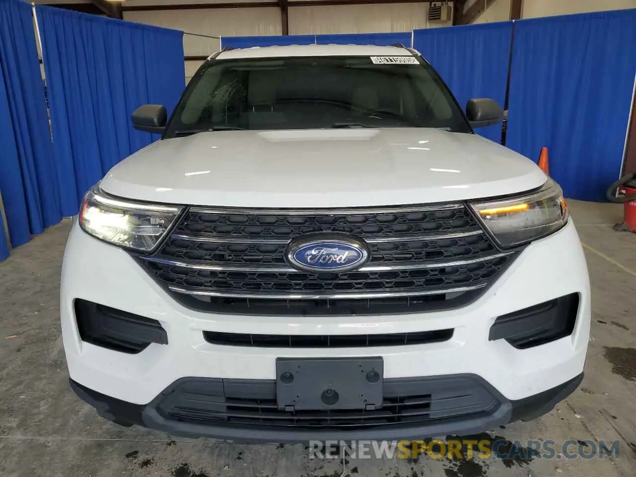 5 Photograph of a damaged car 1FMSK8DH3NGA48619 FORD EXPLORER 2022