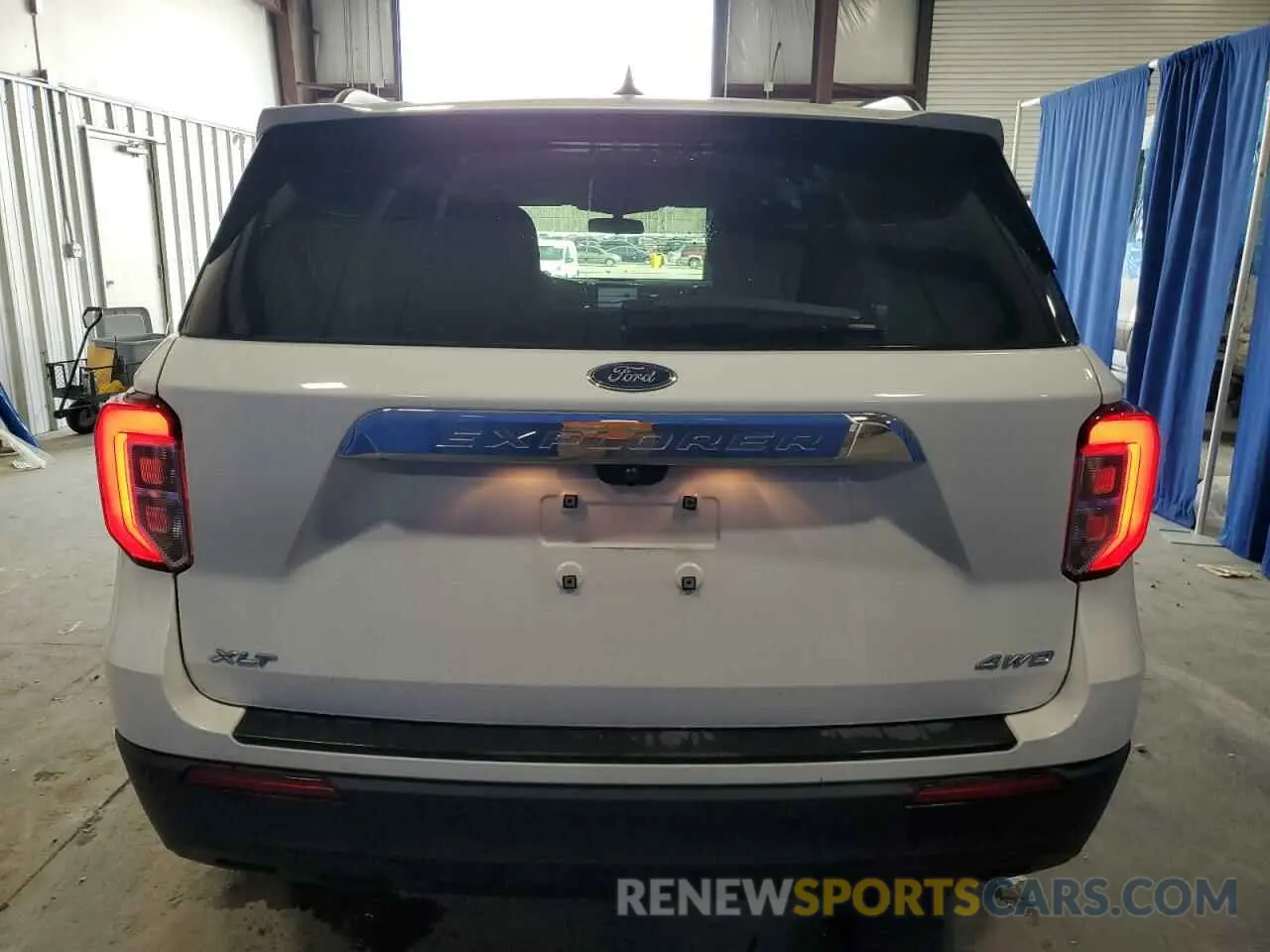 6 Photograph of a damaged car 1FMSK8DH3NGA48619 FORD EXPLORER 2022