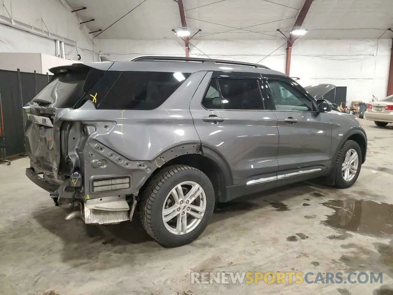 3 Фотография поврежденного автомобиля 1FMSK8DH3NGB09256 FORD EXPLORER 2022
