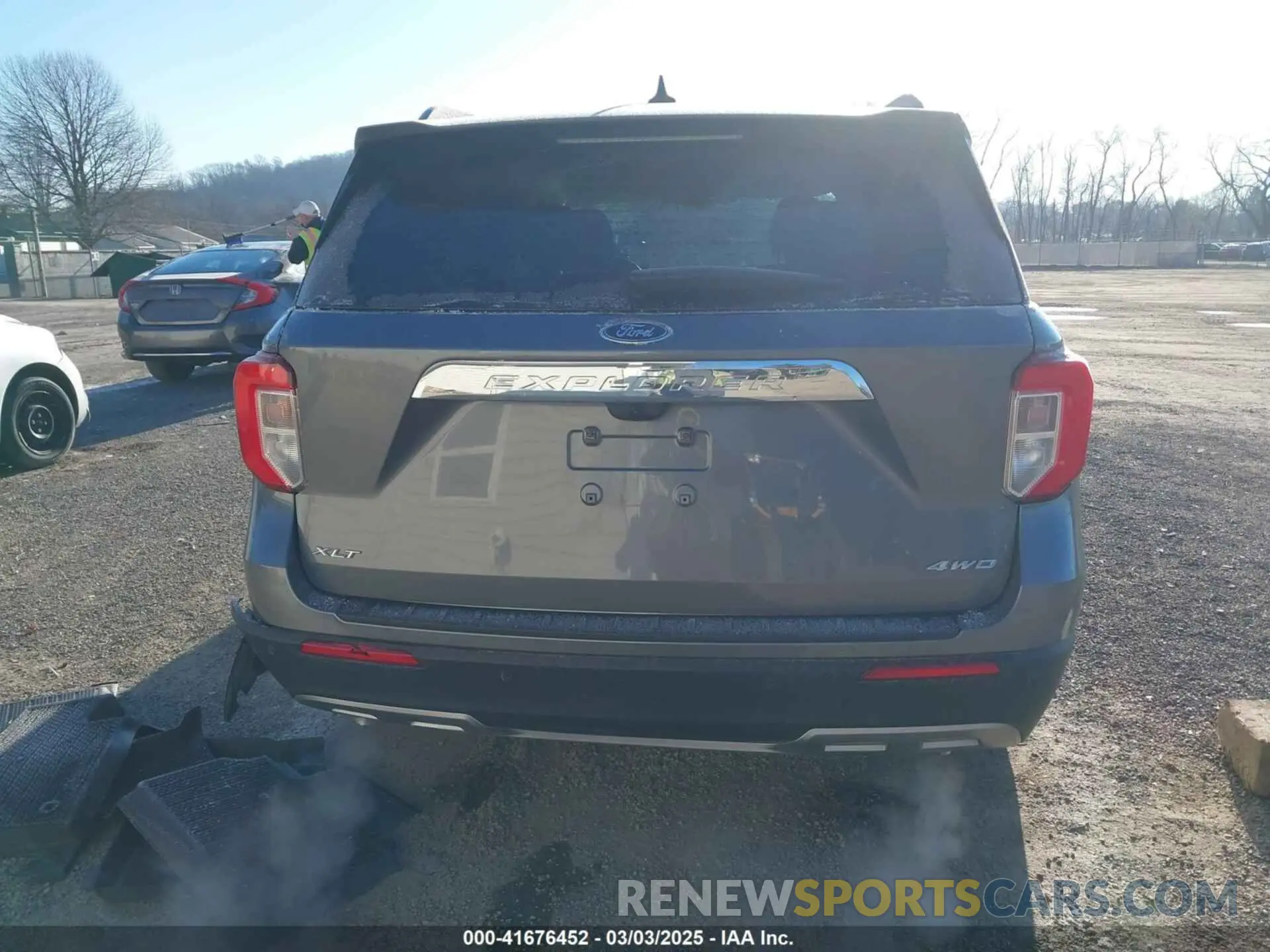 17 Photograph of a damaged car 1FMSK8DH3NGB54438 FORD EXPLORER 2022