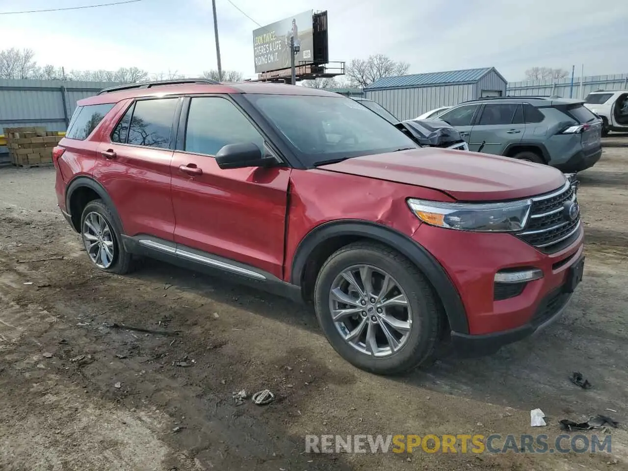 4 Photograph of a damaged car 1FMSK8DH3NGB99802 FORD EXPLORER 2022
