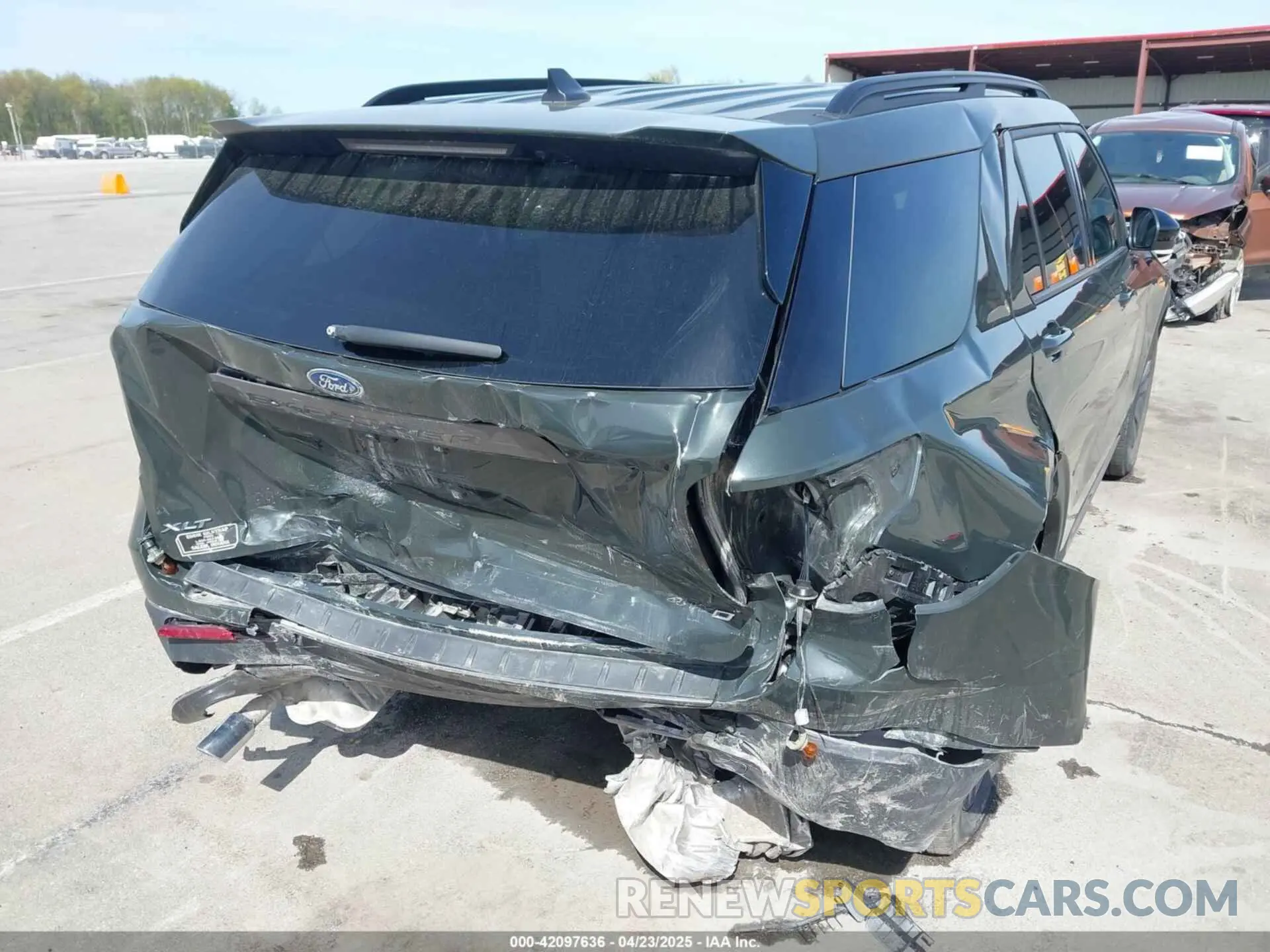 6 Photograph of a damaged car 1FMSK8DH4NGB96648 FORD EXPLORER 2022
