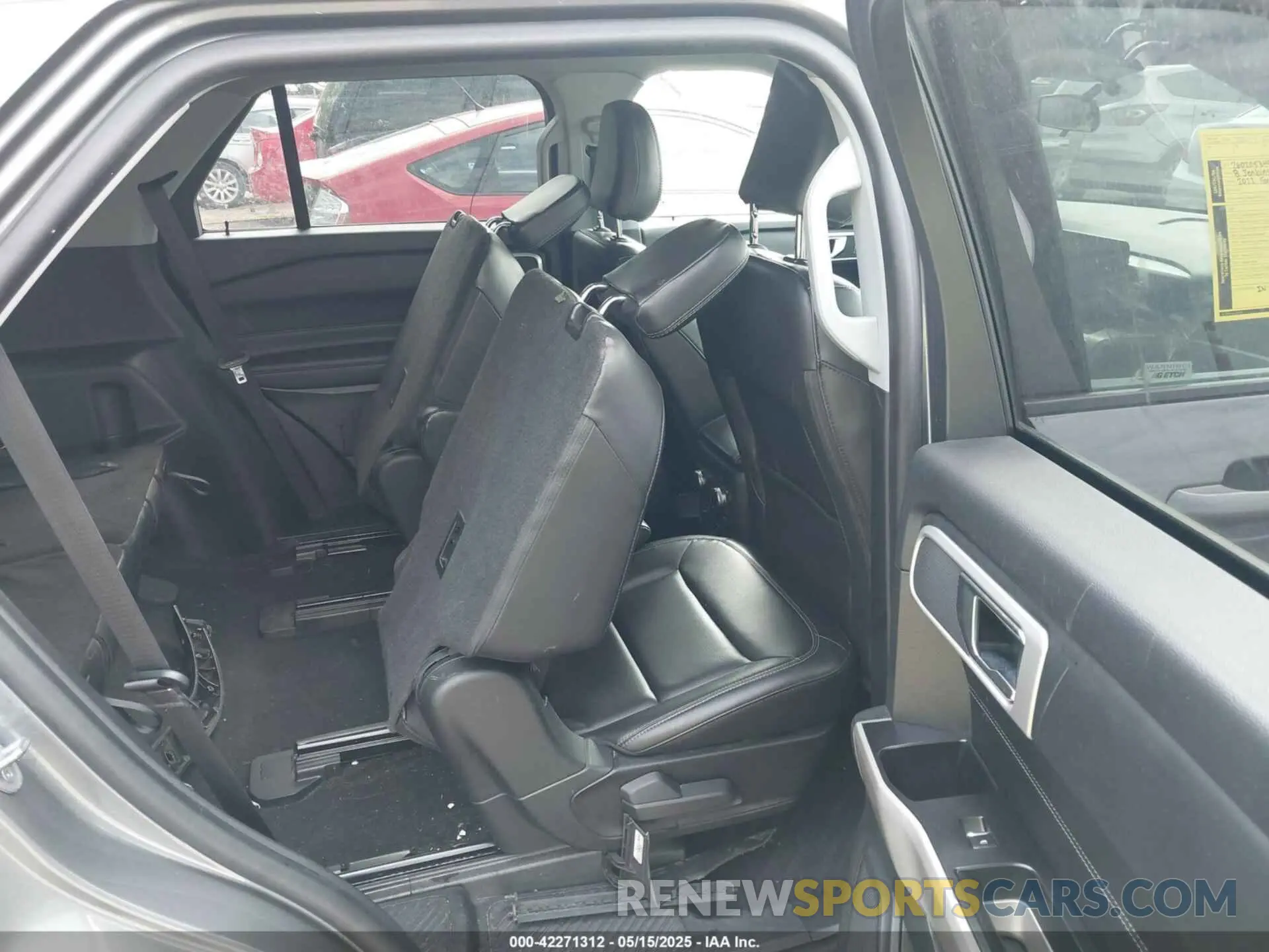 8 Фотография поврежденного автомобиля 1FMSK8DH6NGA69352 FORD EXPLORER 2022