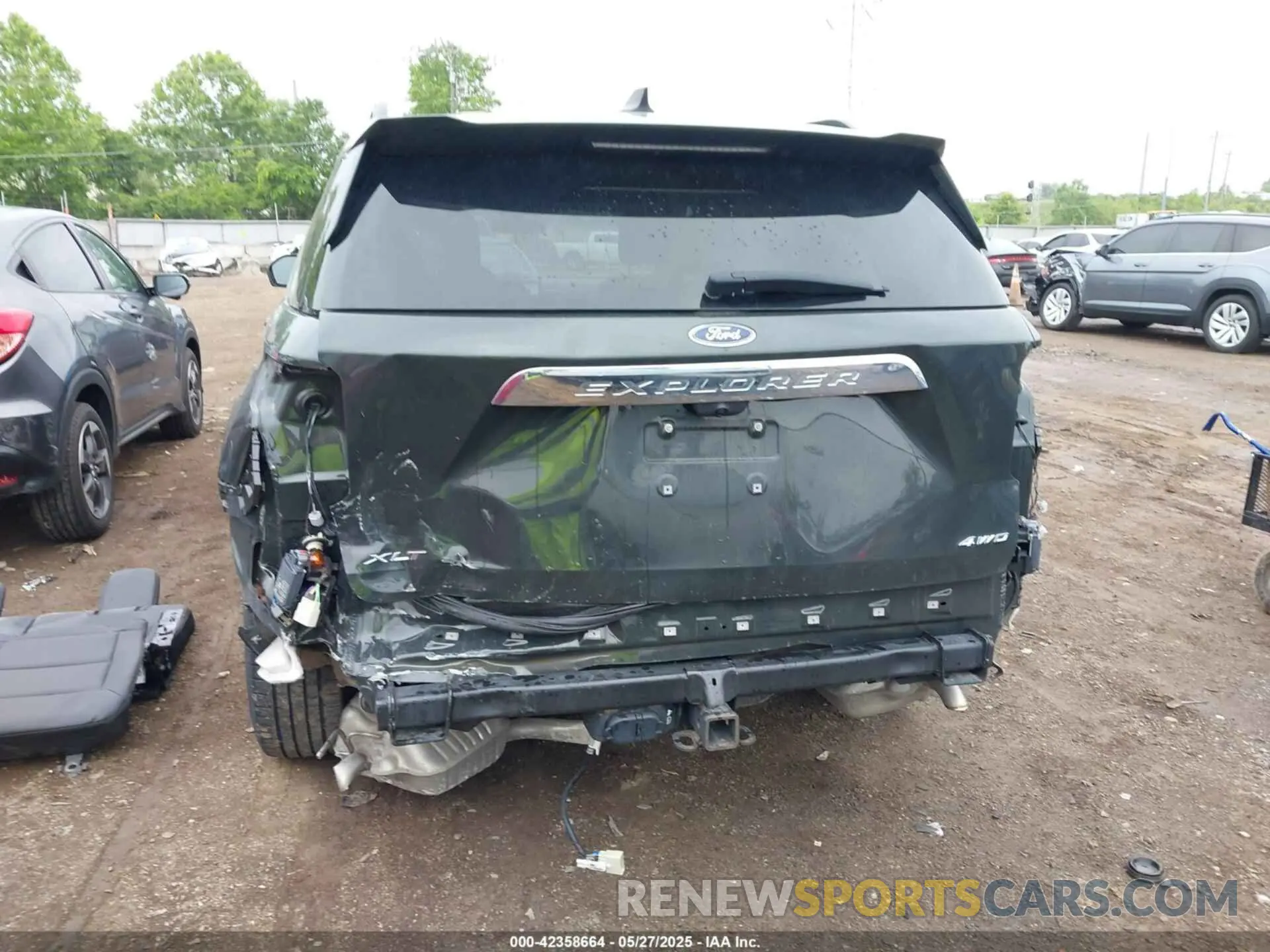 6 Photograph of a damaged car 1FMSK8DH7NGC08162 FORD EXPLORER 2022
