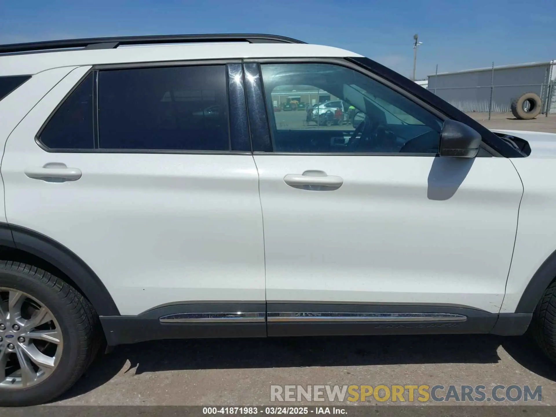 13 Photograph of a damaged car 1FMSK8DH7NGC47205 FORD EXPLORER 2022