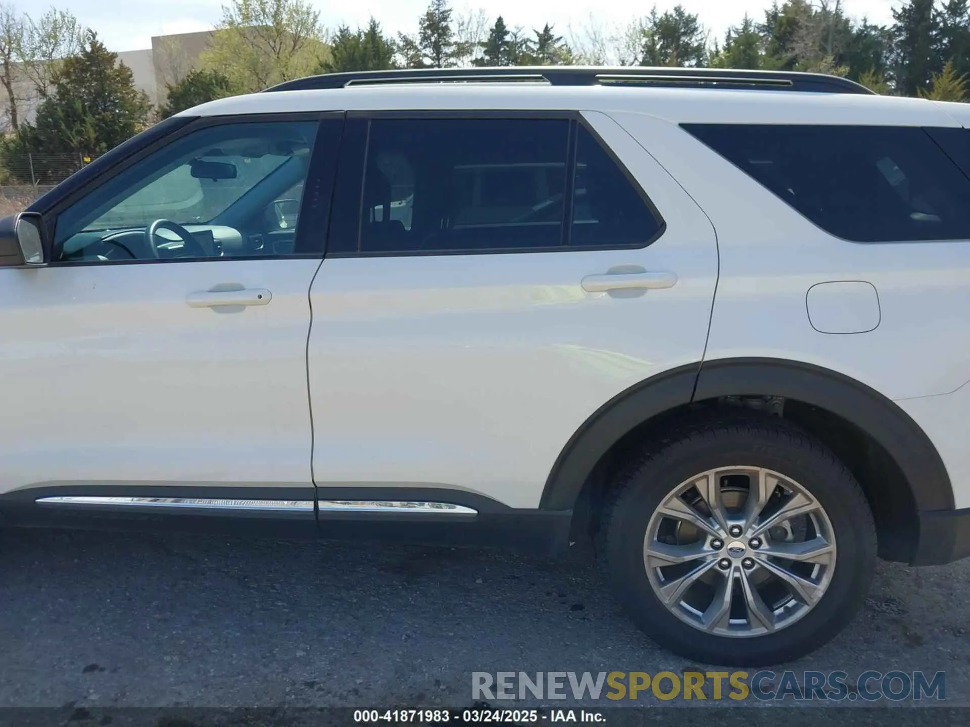 14 Photograph of a damaged car 1FMSK8DH7NGC47205 FORD EXPLORER 2022