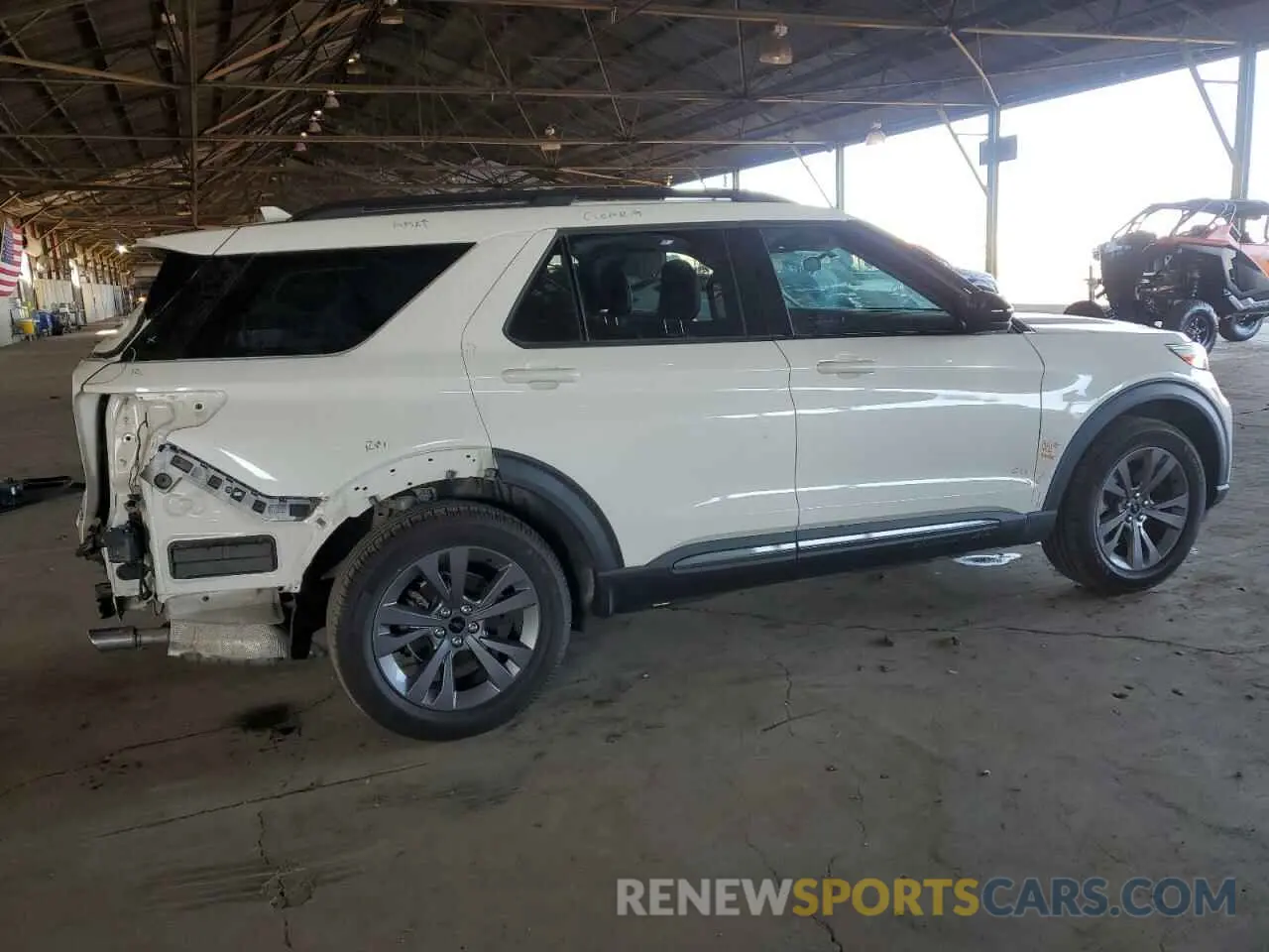 3 Photograph of a damaged car 1FMSK8DH8NGA23358 FORD EXPLORER 2022
