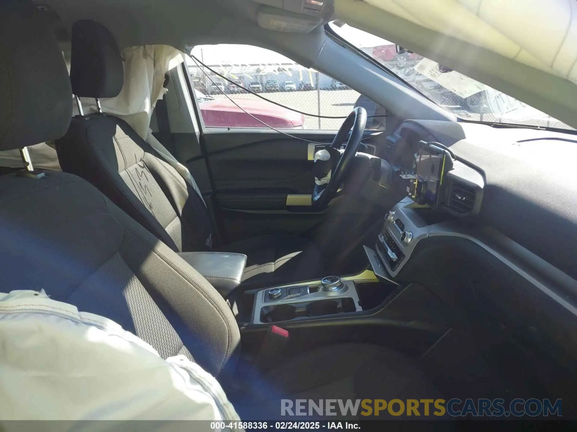 5 Фотография поврежденного автомобиля 1FMSK8DH8NGA53766 FORD EXPLORER 2022