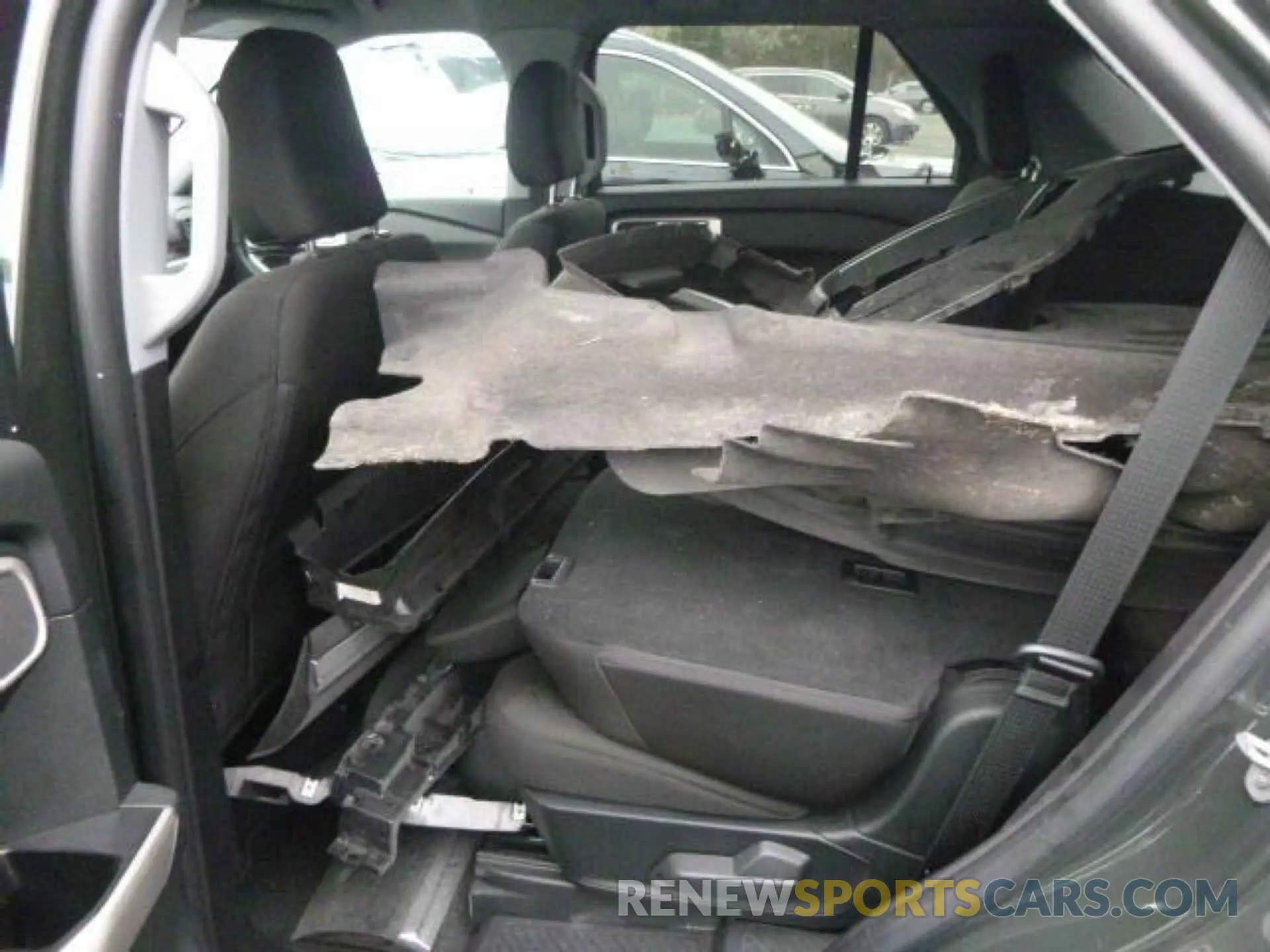 5 Фотография поврежденного автомобиля 1FMSK8DH8NGA60622 FORD EXPLORER 2022
