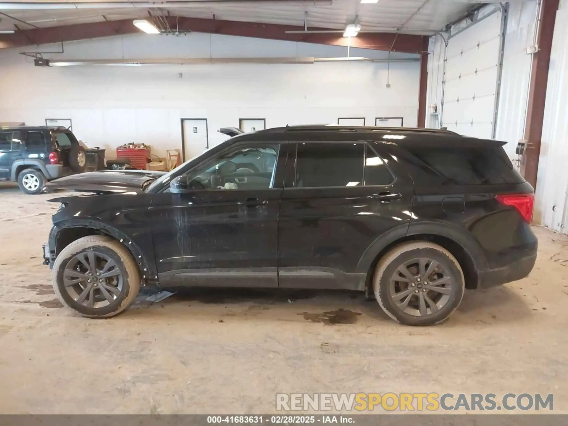 14 Photograph of a damaged car 1FMSK8DH8NGB51521 FORD EXPLORER 2022