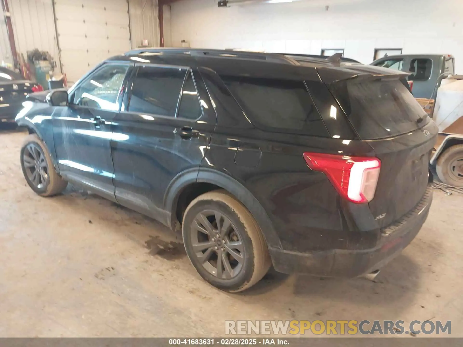 3 Photograph of a damaged car 1FMSK8DH8NGB51521 FORD EXPLORER 2022