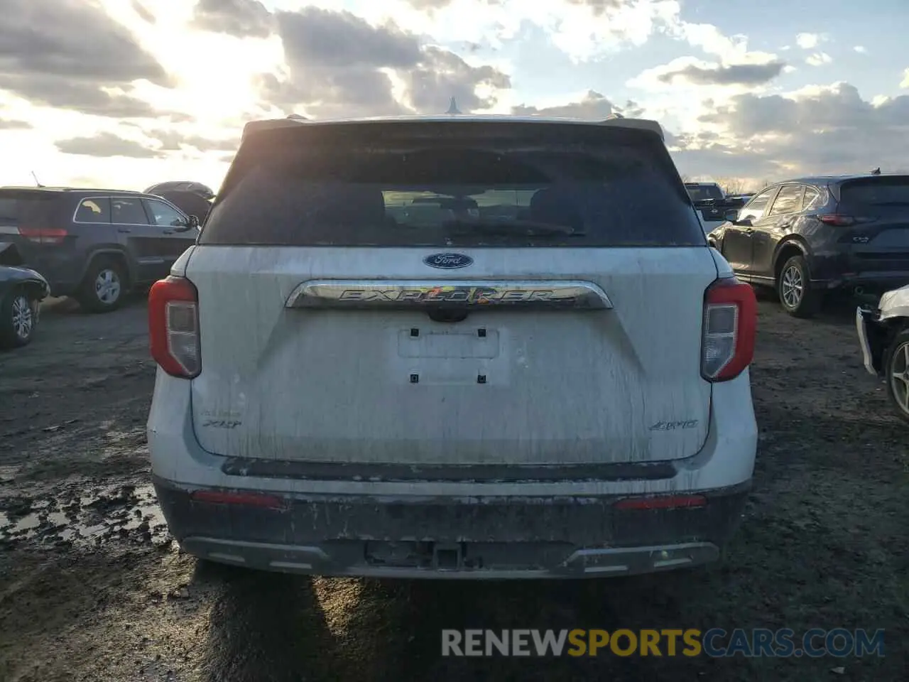 6 Photograph of a damaged car 1FMSK8DH8NGB93557 FORD EXPLORER 2022