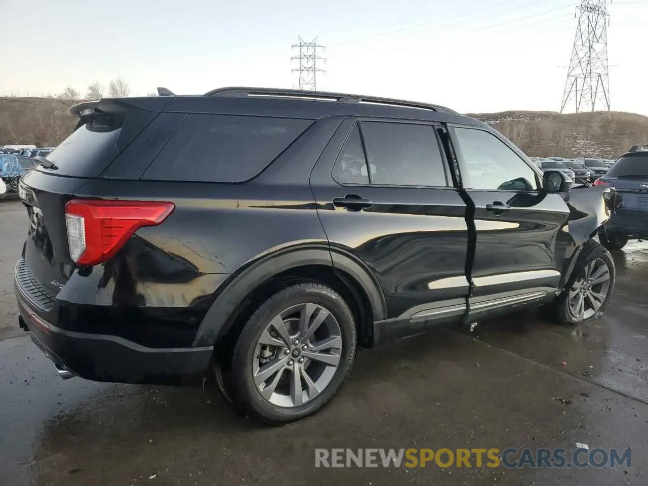 3 Photograph of a damaged car 1FMSK8DH9NGA83908 FORD EXPLORER 2022