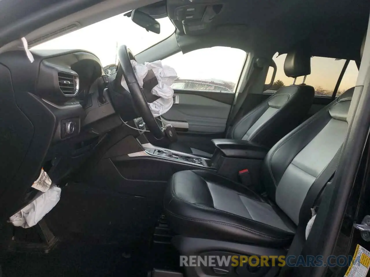 7 Photograph of a damaged car 1FMSK8DH9NGA83908 FORD EXPLORER 2022