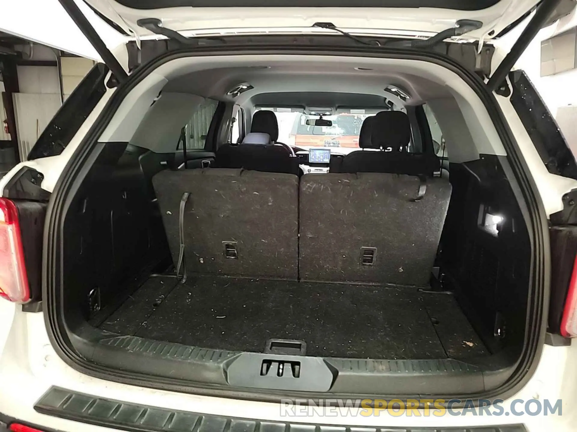 1 Photograph of a damaged car 1FMSK8DHXNGA32255 FORD EXPLORER 2022