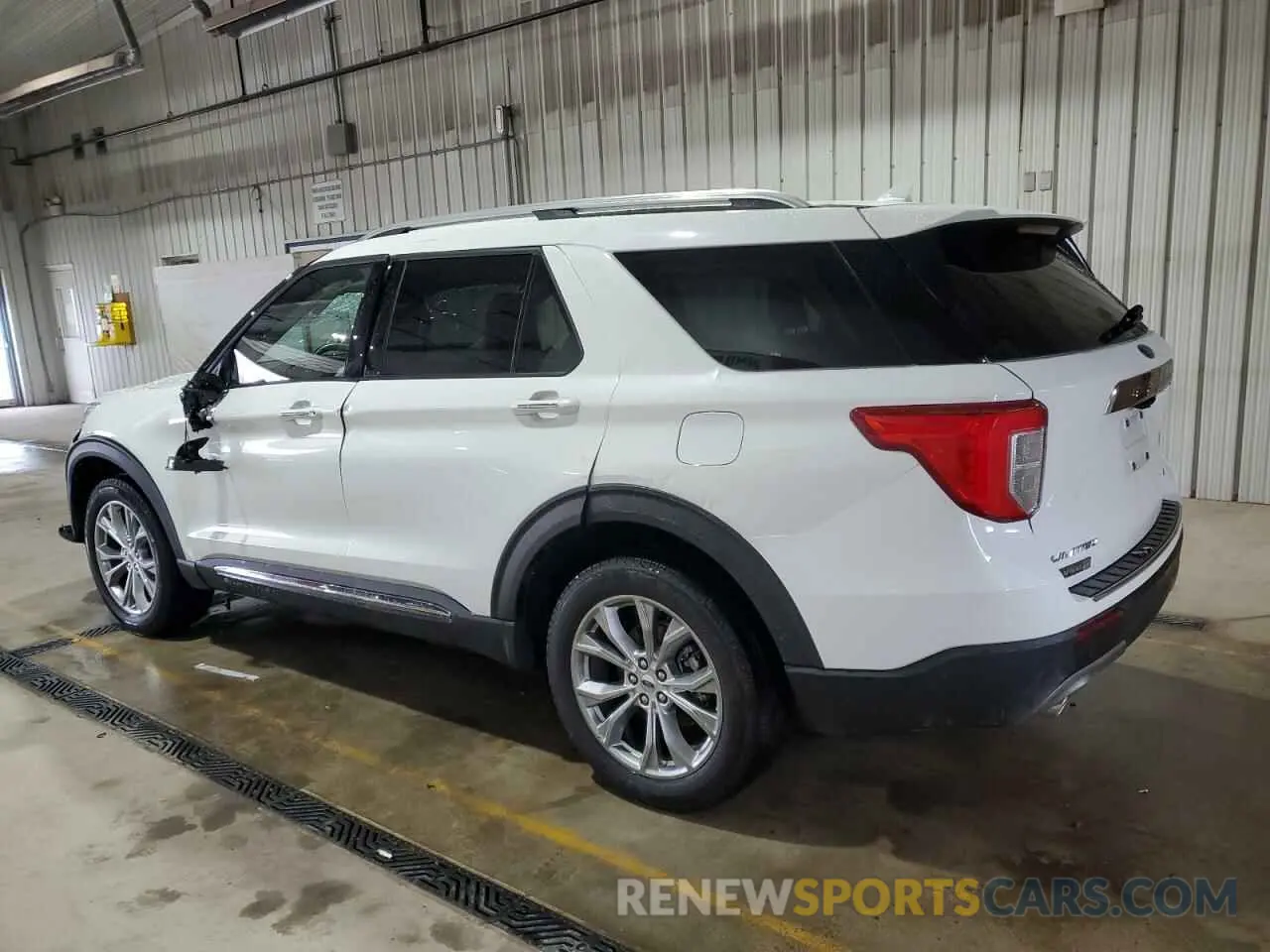 2 Фотография поврежденного автомобиля 1FMSK8FH2NGB27972 FORD EXPLORER 2022