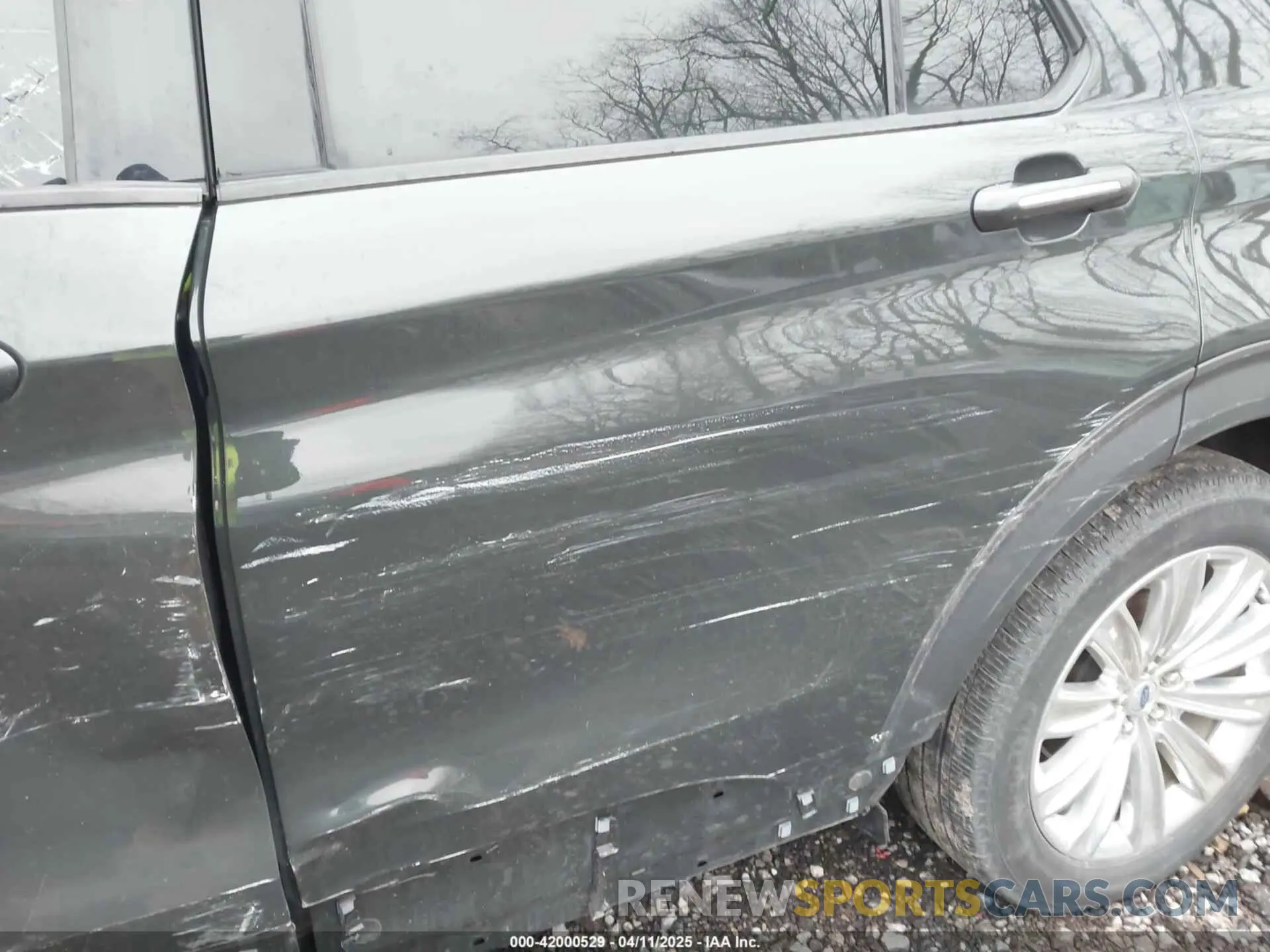 19 Фотография поврежденного автомобиля 1FMSK8FH4NGB12079 FORD EXPLORER 2022