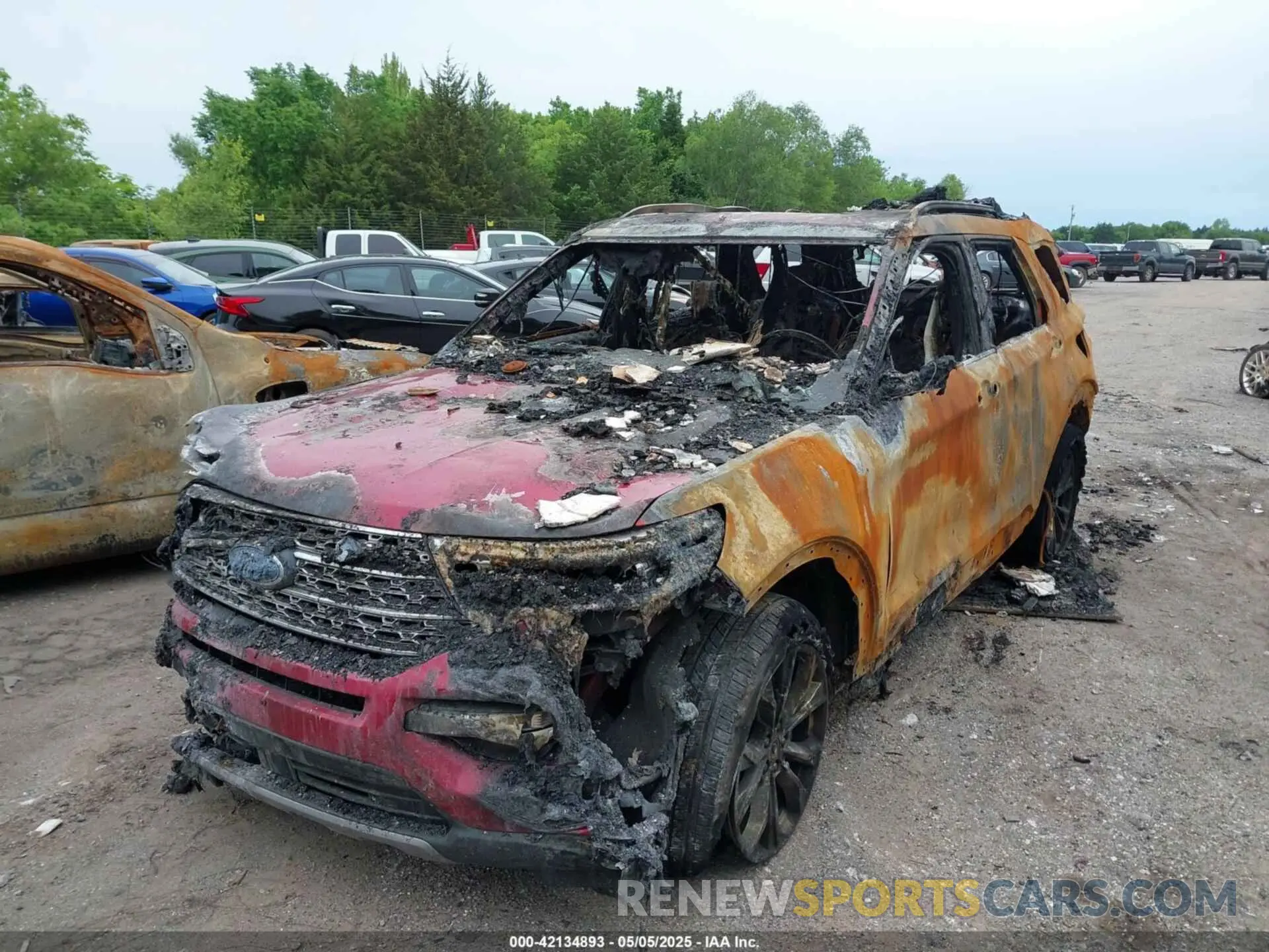 6 Photograph of a damaged car 1FMSK8FH5NGB65227 FORD EXPLORER 2022
