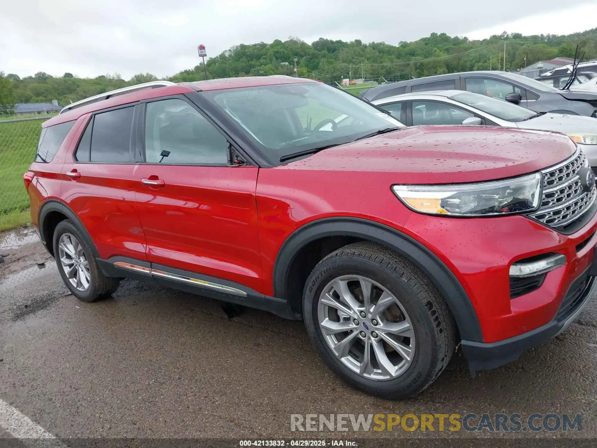 13 Photograph of a damaged car 1FMSK8FH7NGA80373 FORD EXPLORER 2022