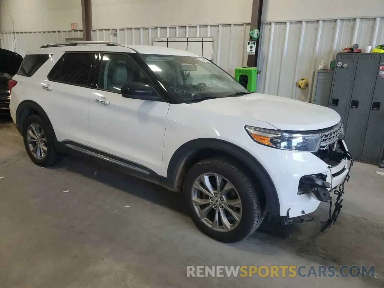 4 Photograph of a damaged car 1FMSK8FH7NGB19320 FORD EXPLORER 2022