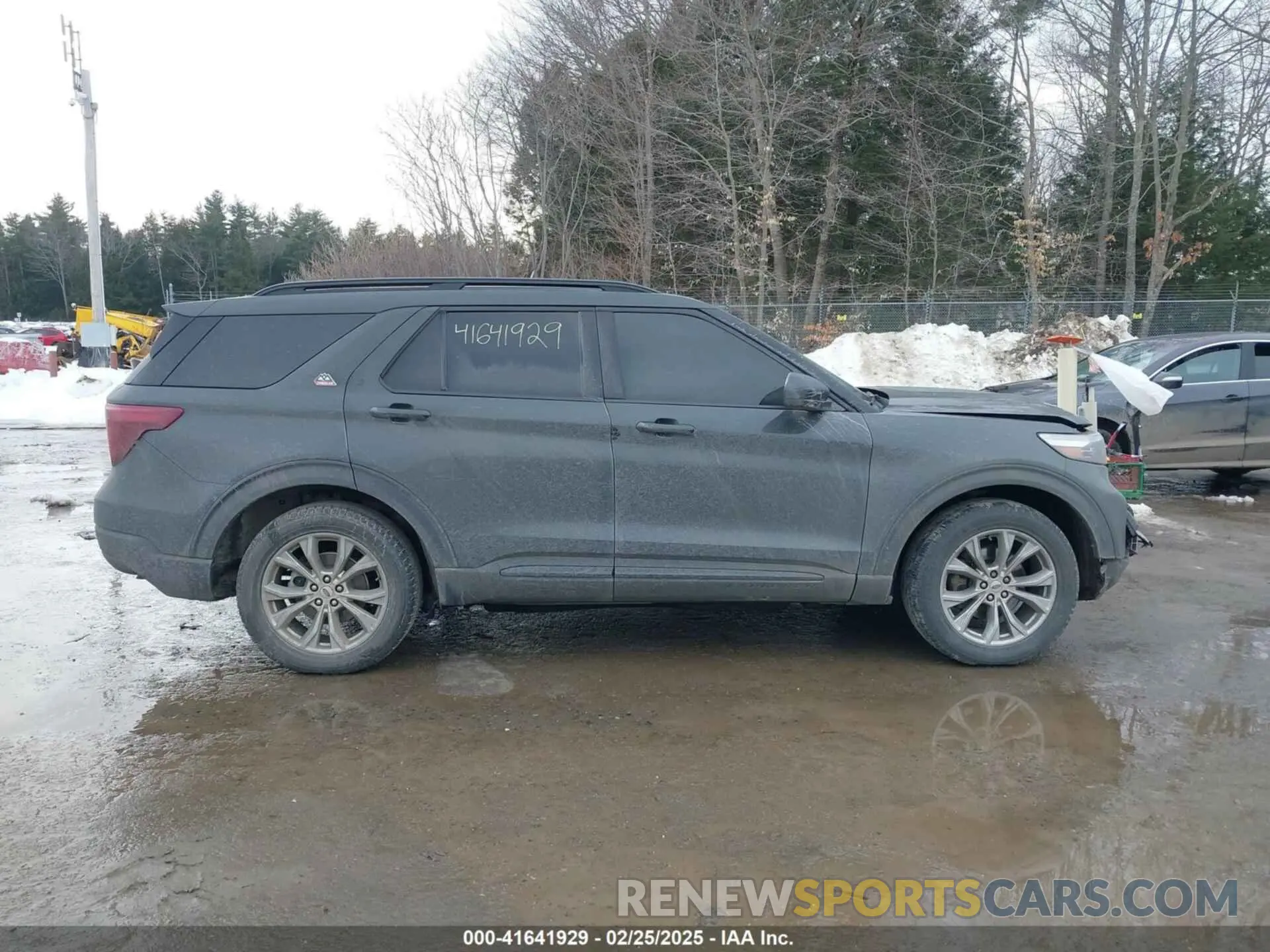 13 Фотография поврежденного автомобиля 1FMSK8JH2NGB22438 FORD EXPLORER 2022
