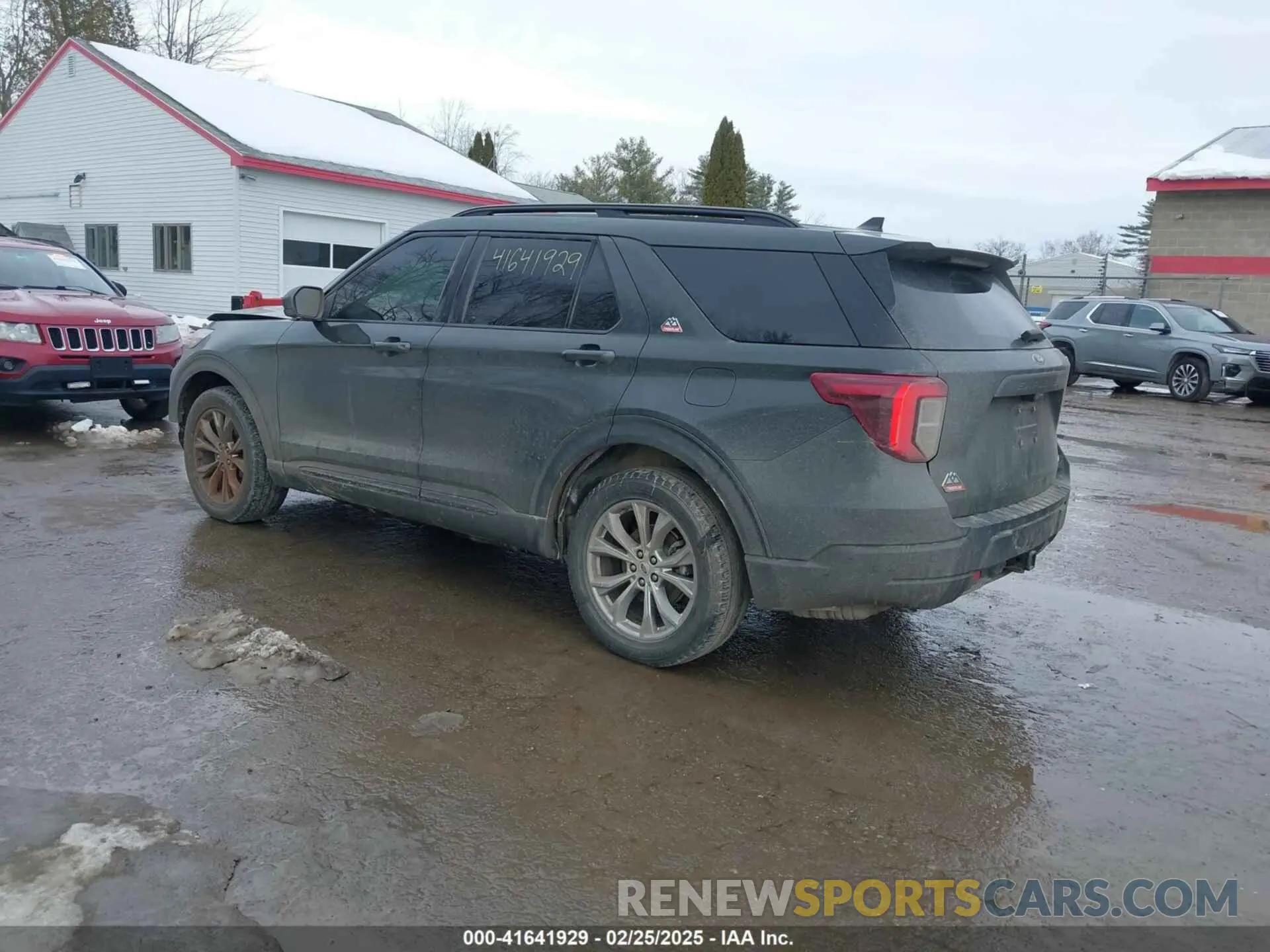 3 Фотография поврежденного автомобиля 1FMSK8JH2NGB22438 FORD EXPLORER 2022