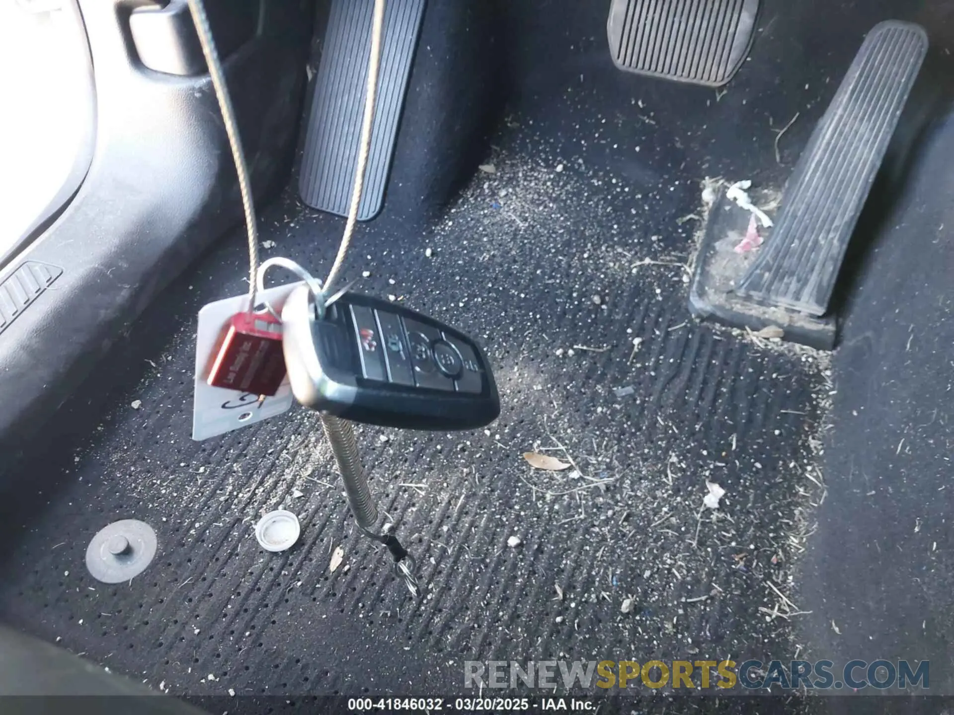 11 Photograph of a damaged car 1FMSK8JH3NGA98523 FORD EXPLORER 2022
