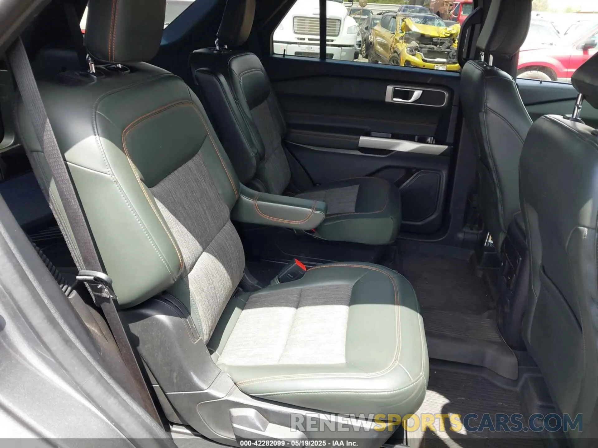 8 Фотография поврежденного автомобиля 1FMSK8JH4NGB87078 FORD EXPLORER 2022