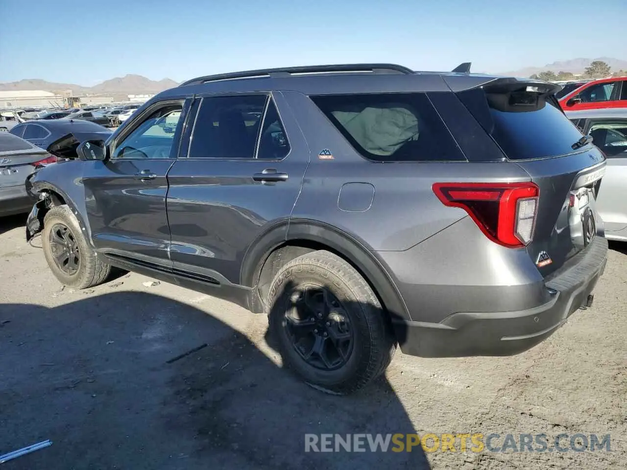 2 Photograph of a damaged car 1FMSK8JH5NGB25009 FORD EXPLORER 2022