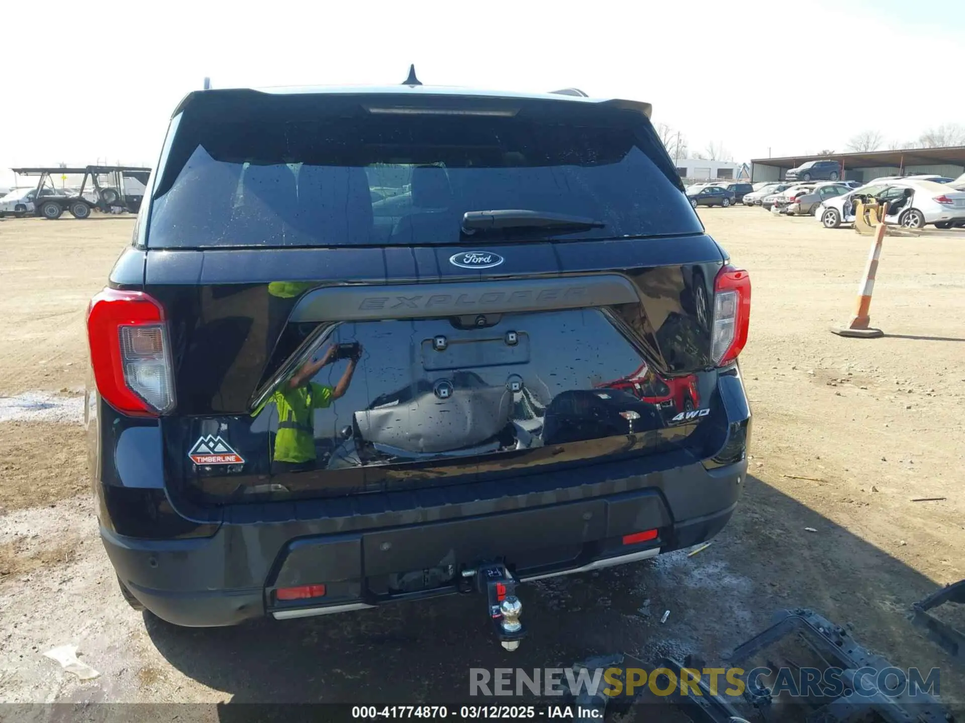 17 Фотография поврежденного автомобиля 1FMSK8JH7NGB10365 FORD EXPLORER 2022
