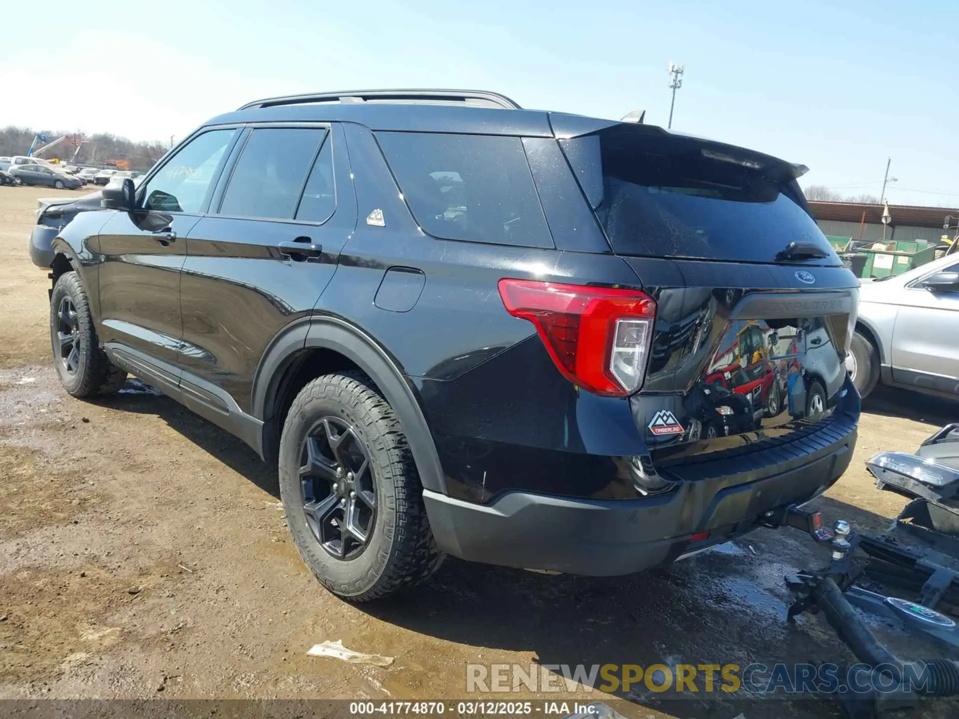 3 Фотография поврежденного автомобиля 1FMSK8JH7NGB10365 FORD EXPLORER 2022