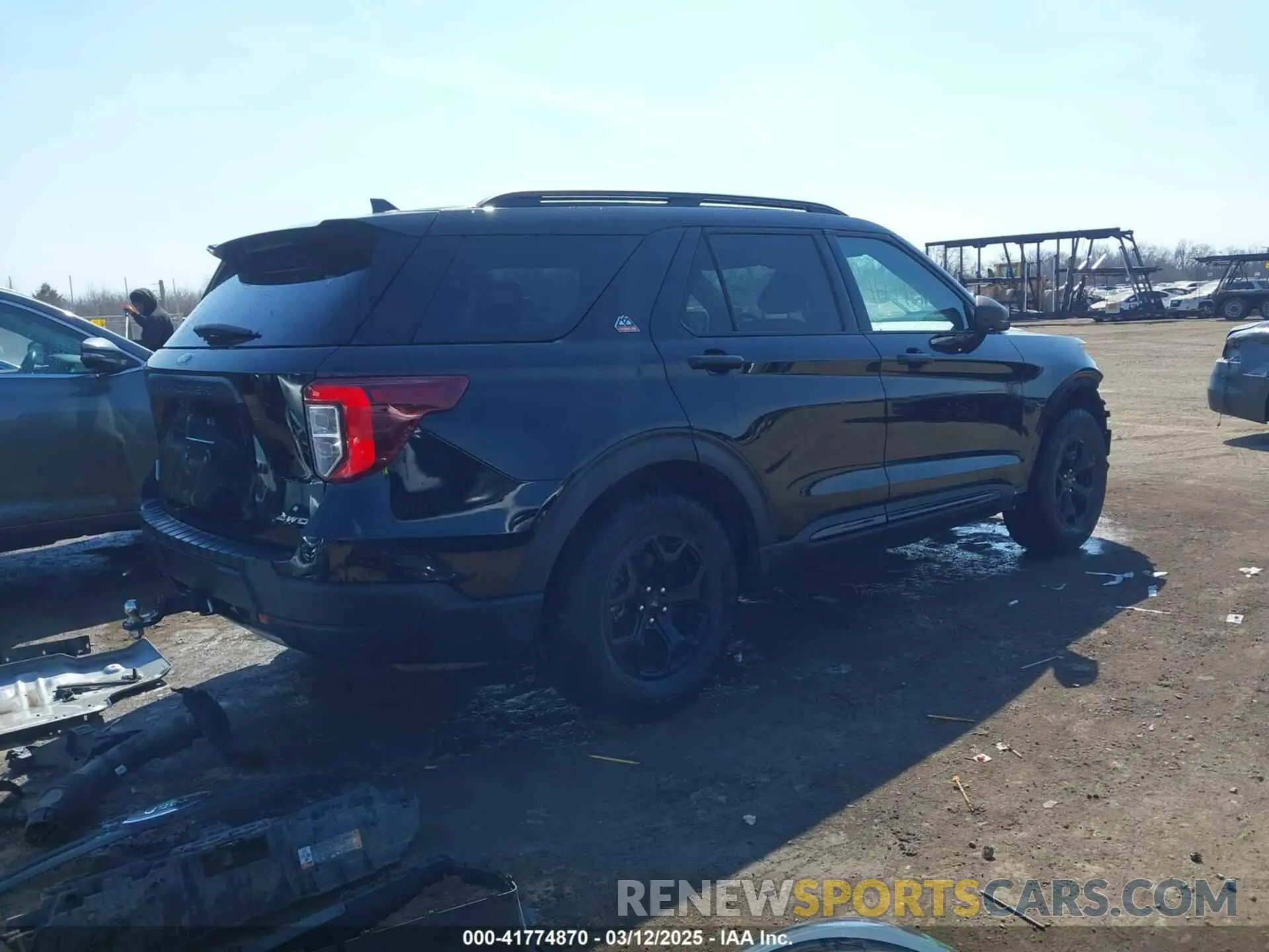 4 Фотография поврежденного автомобиля 1FMSK8JH7NGB10365 FORD EXPLORER 2022