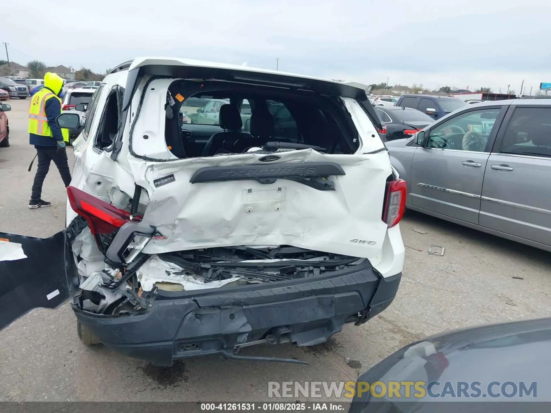 6 Photograph of a damaged car 1FMSK8JH7NGC49654 FORD EXPLORER 2022