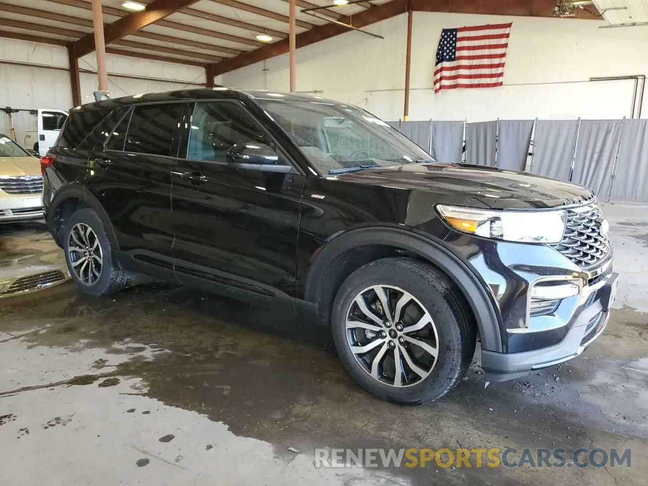 4 Photograph of a damaged car 1FMSK8KHXNGA19797 FORD EXPLORER 2022