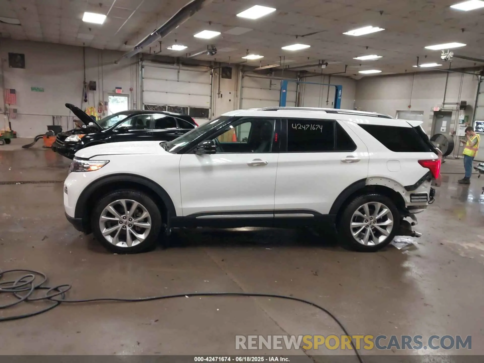 14 Photograph of a damaged car 1FM5K8HC5PGA13109 FORD EXPLORER 2023