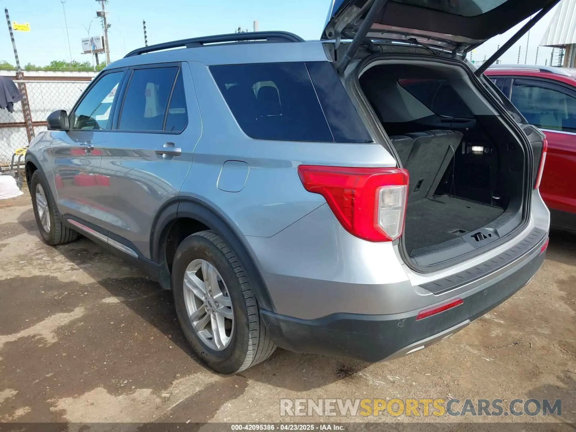 3 Photograph of a damaged car 1FMSK7DH0PGB17182 FORD EXPLORER 2023