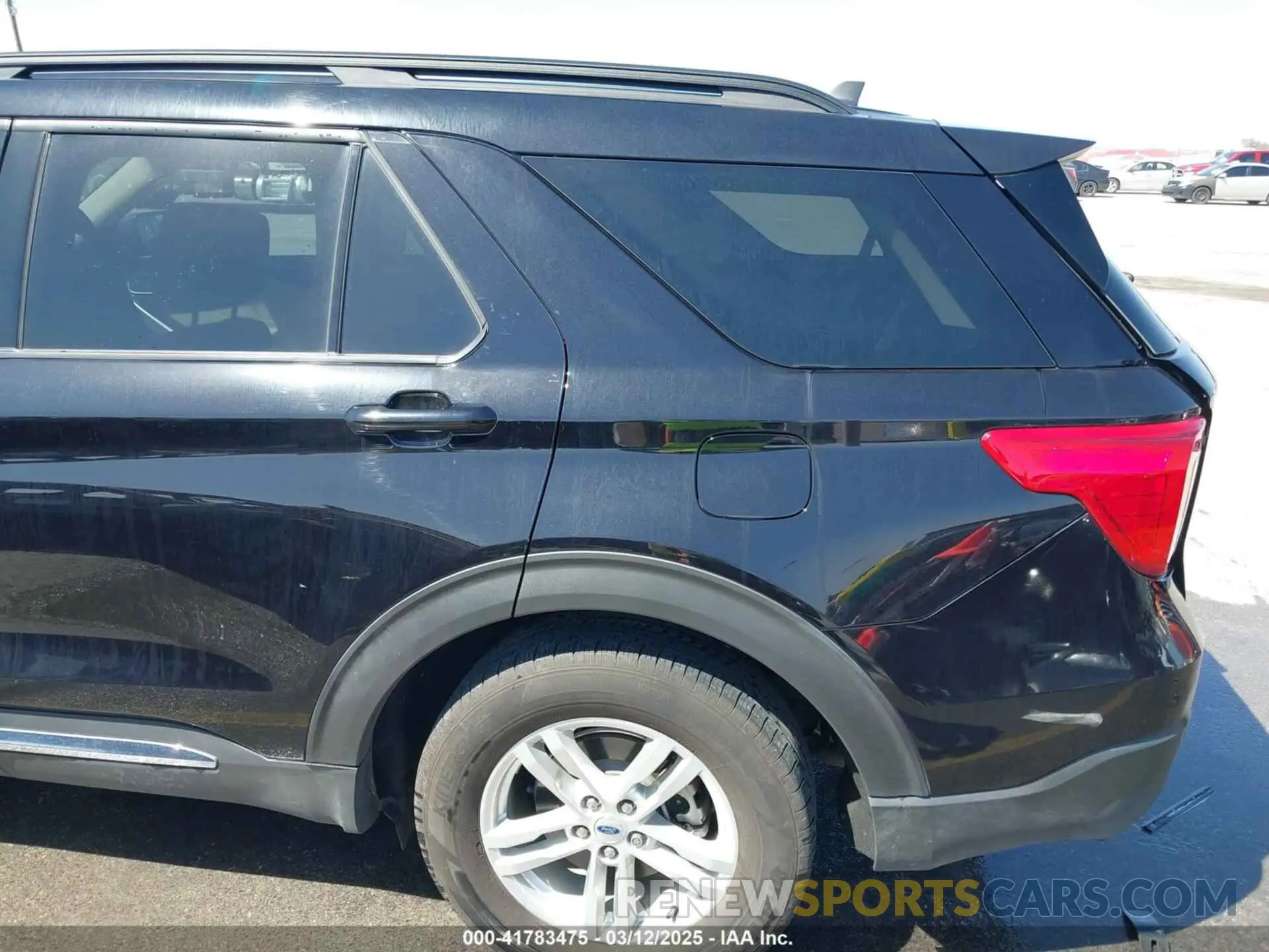 19 Фотография поврежденного автомобиля 1FMSK7DH0PGB25363 FORD EXPLORER 2023