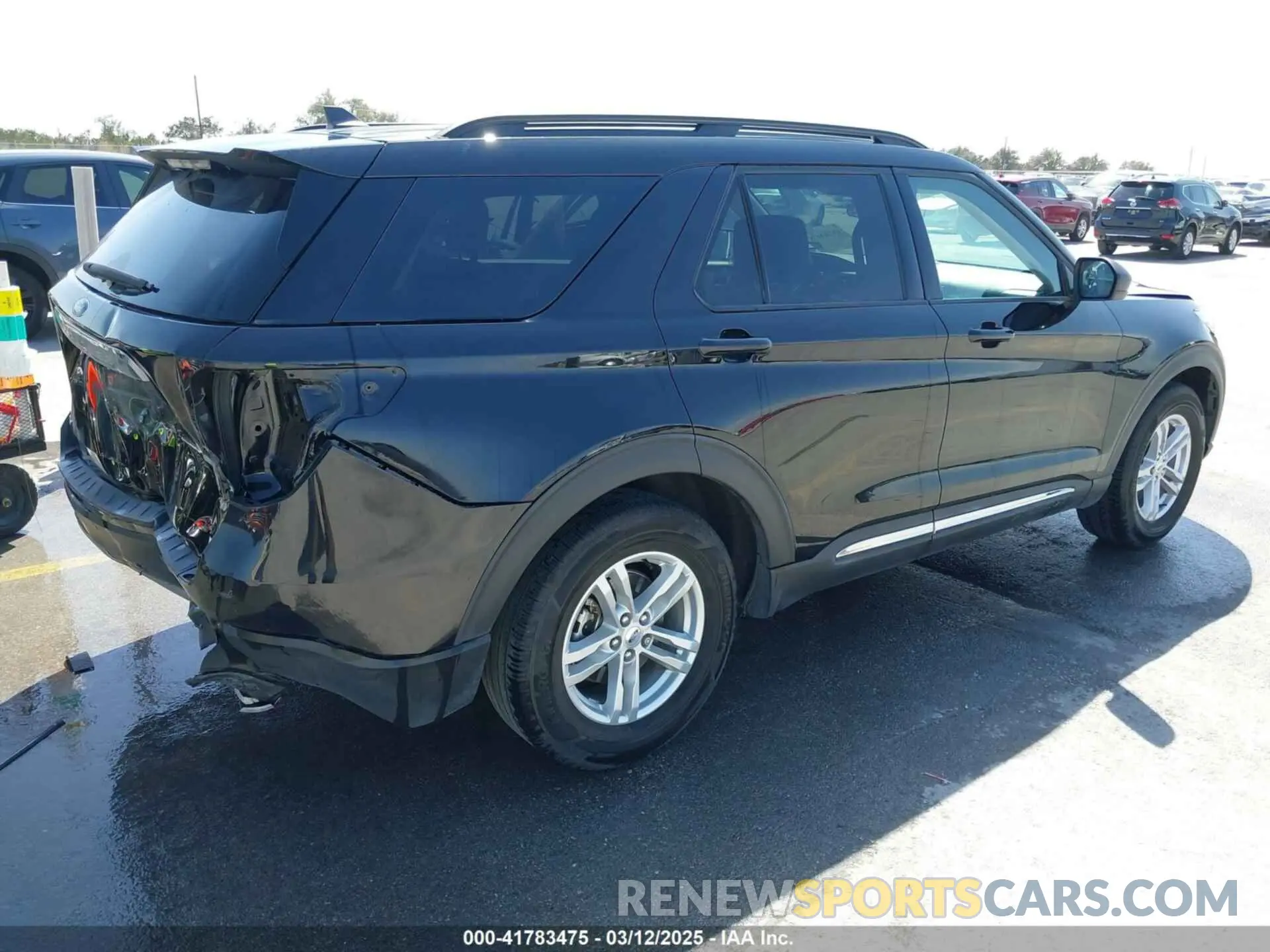 4 Фотография поврежденного автомобиля 1FMSK7DH0PGB25363 FORD EXPLORER 2023