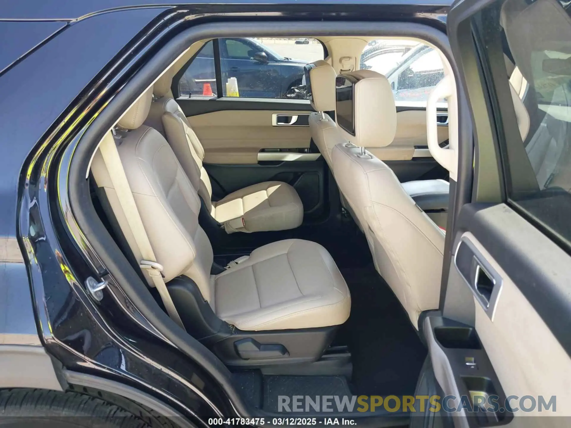 8 Фотография поврежденного автомобиля 1FMSK7DH0PGB25363 FORD EXPLORER 2023